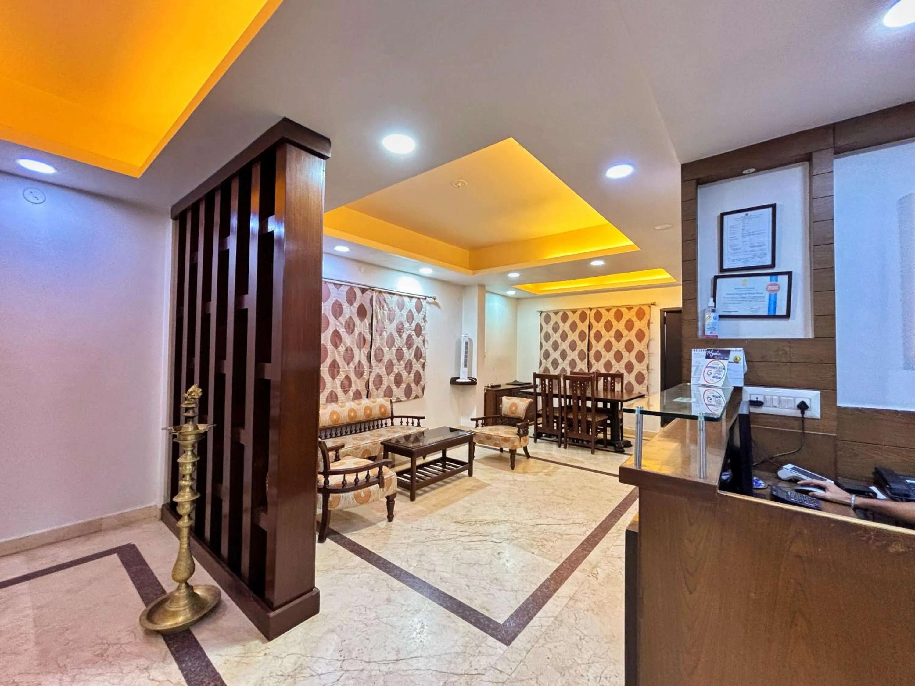 Lobby or reception in Mystic Felicity Inn