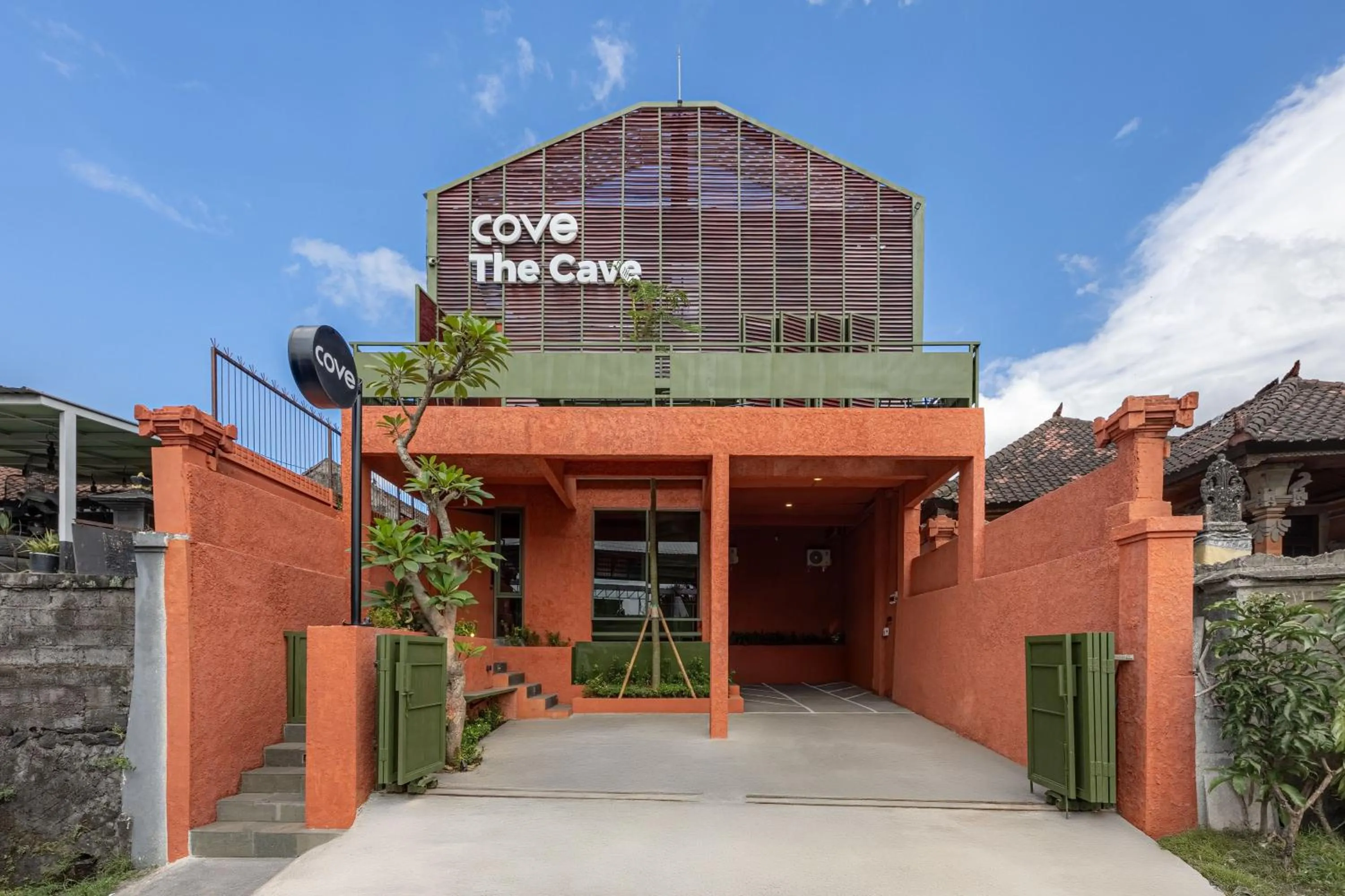 Property building in Cove The Cave