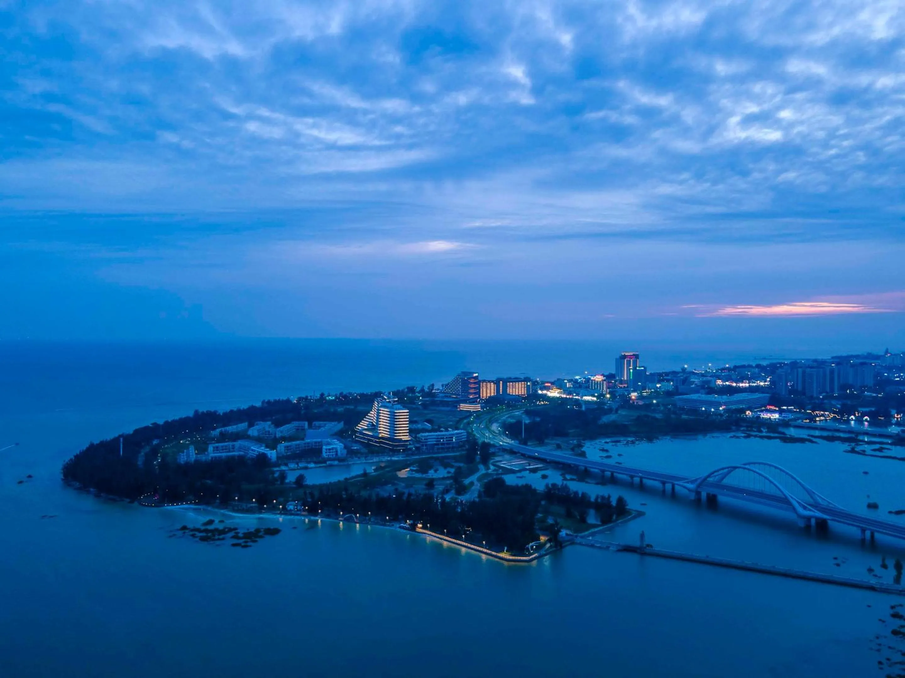 HUALUXE Beihai Silver Beach Resort by IHG