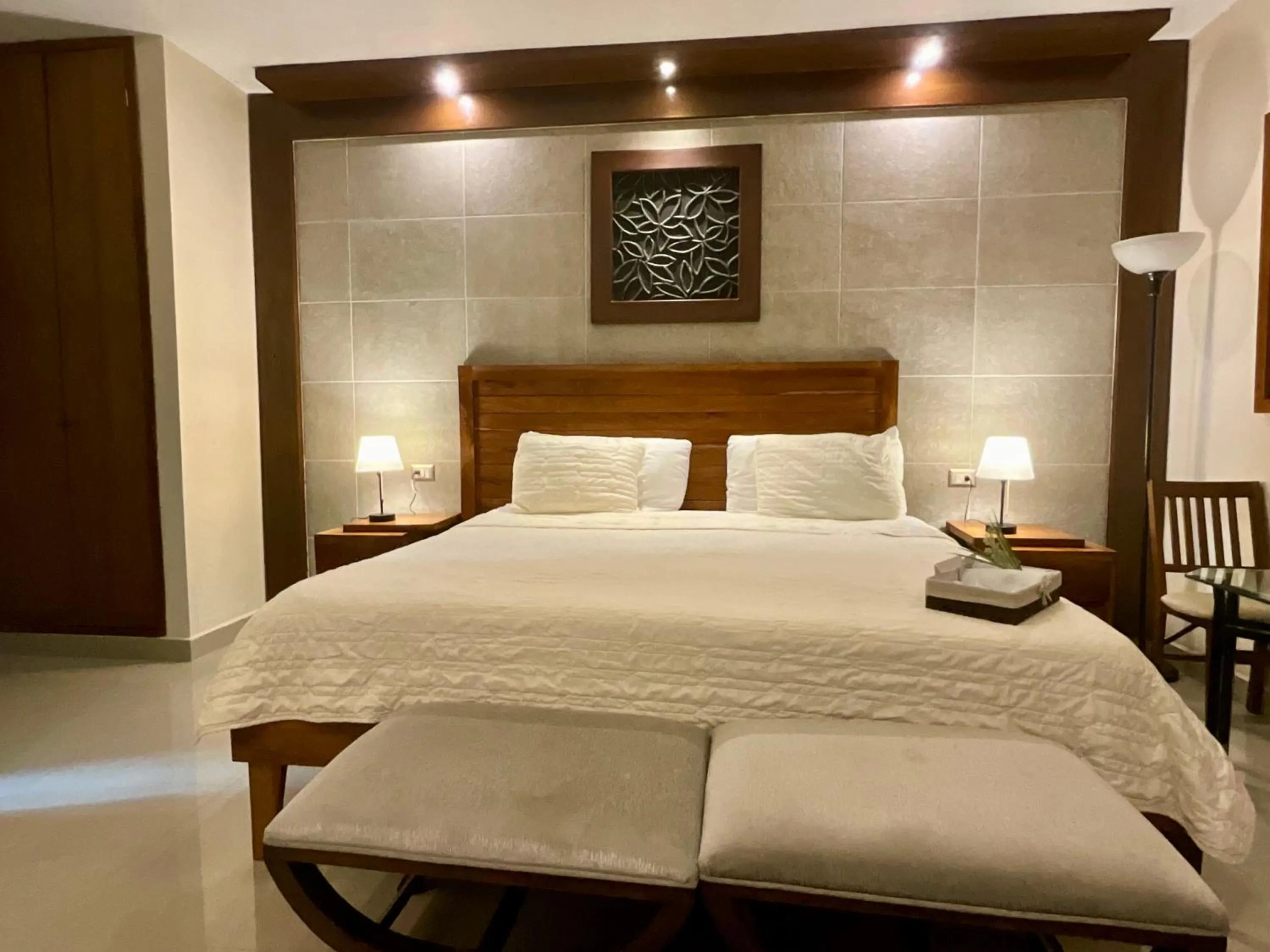 Bed in El Zaguán Colonial by GuruHotel