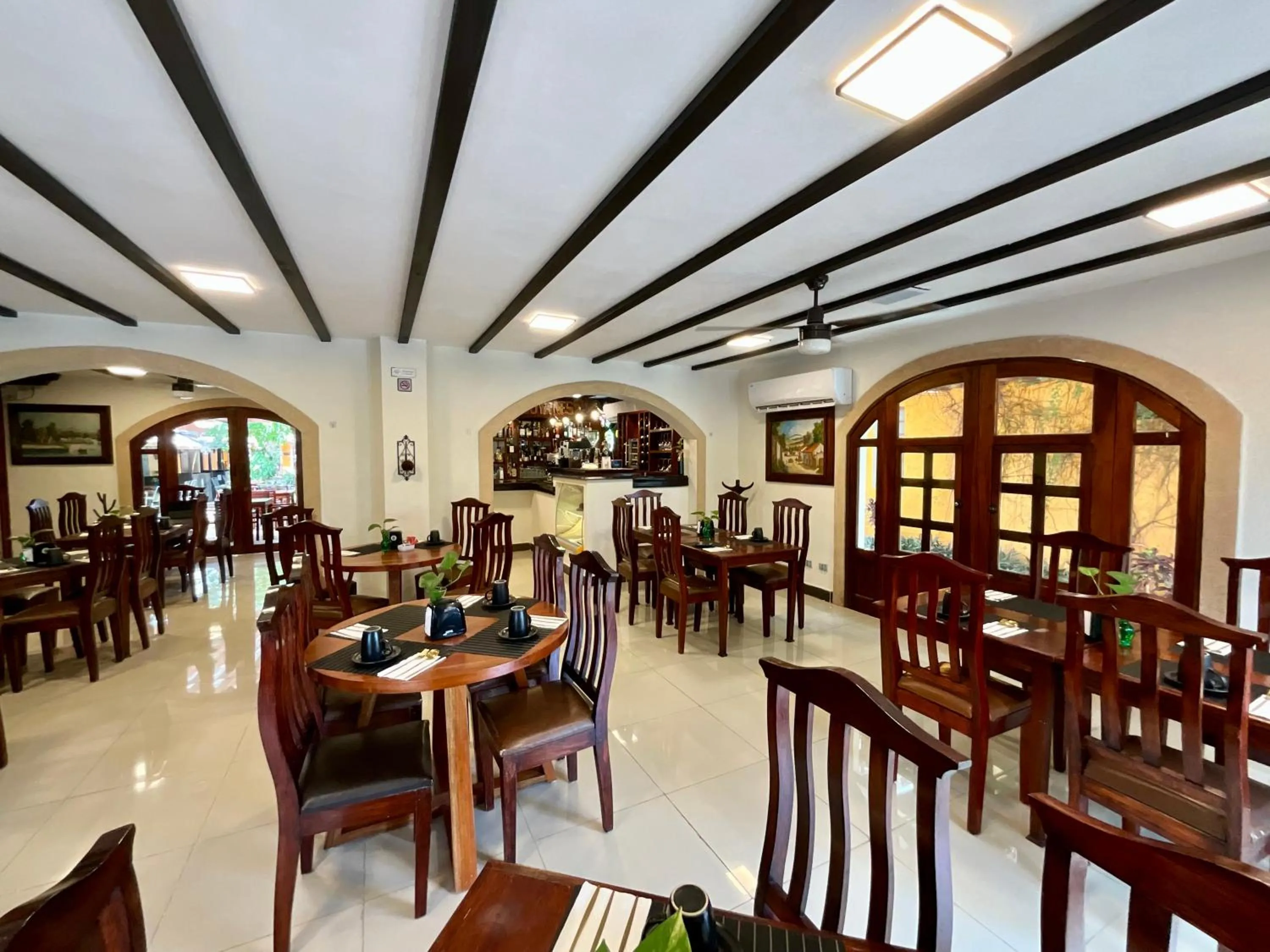 El Zaguán Colonial by GuruHotel