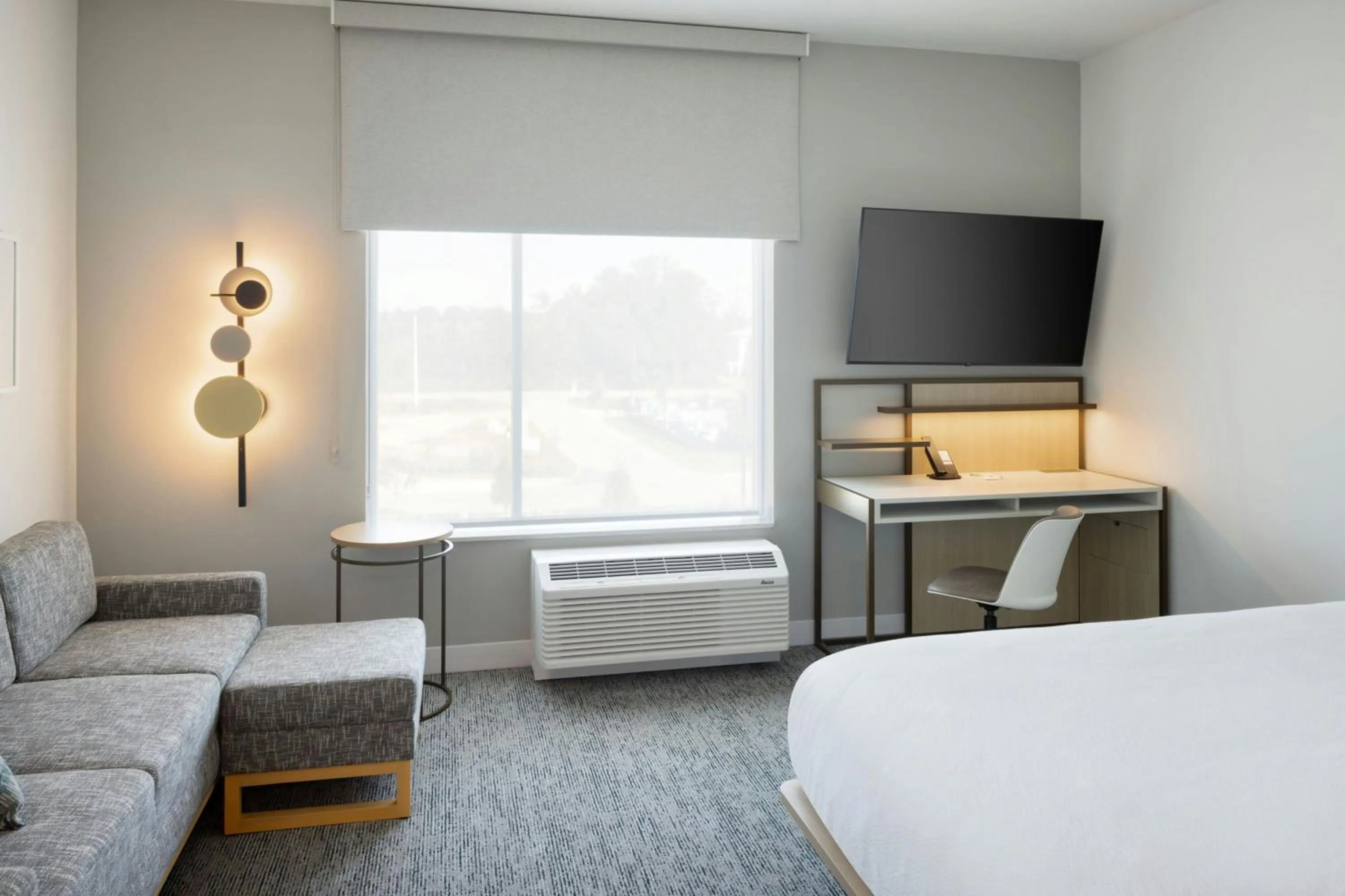 Bedroom, Bed in TownePlace Suites by Marriott Middleburg