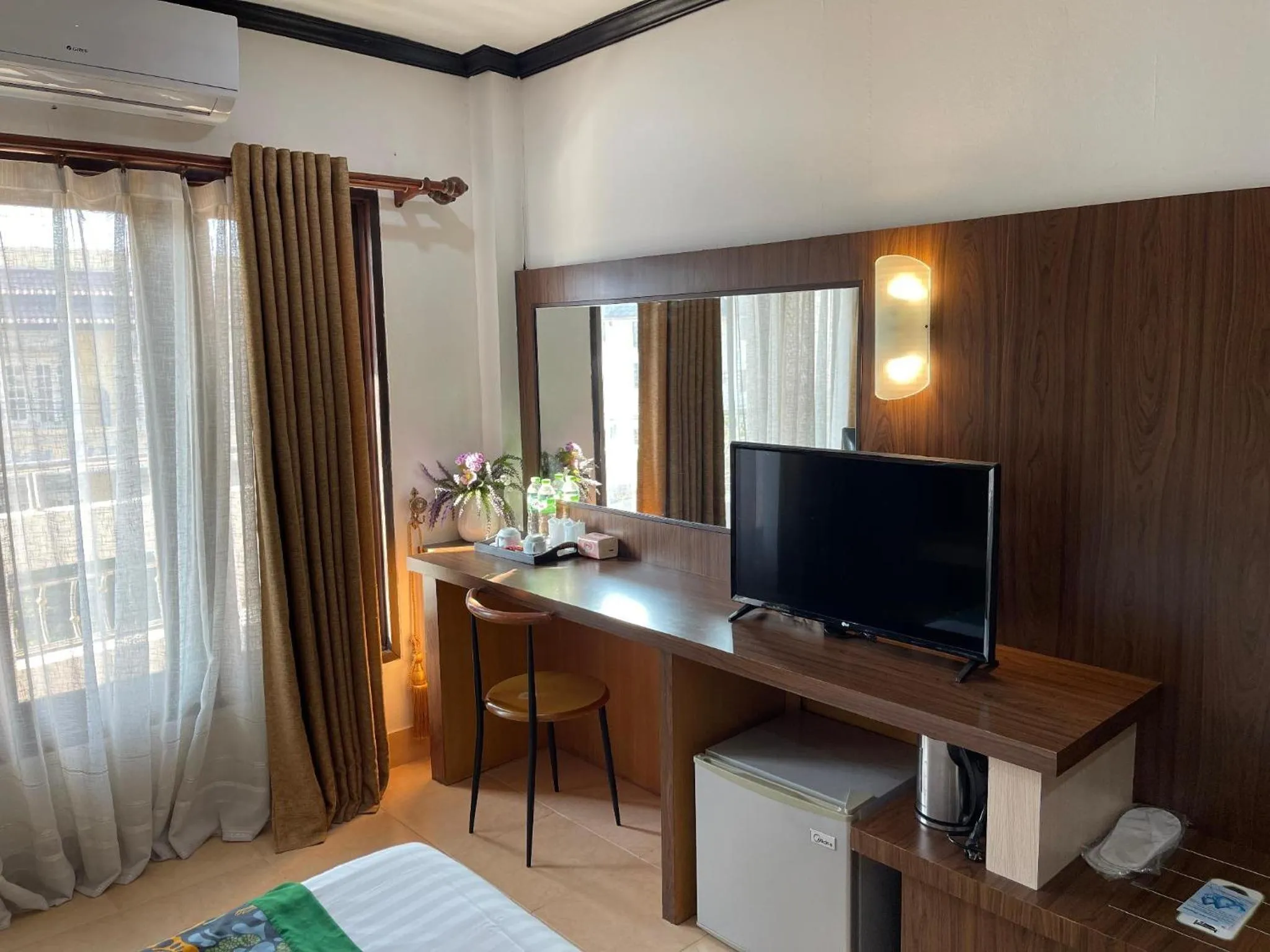 TV and multimedia in Lucky city hotel