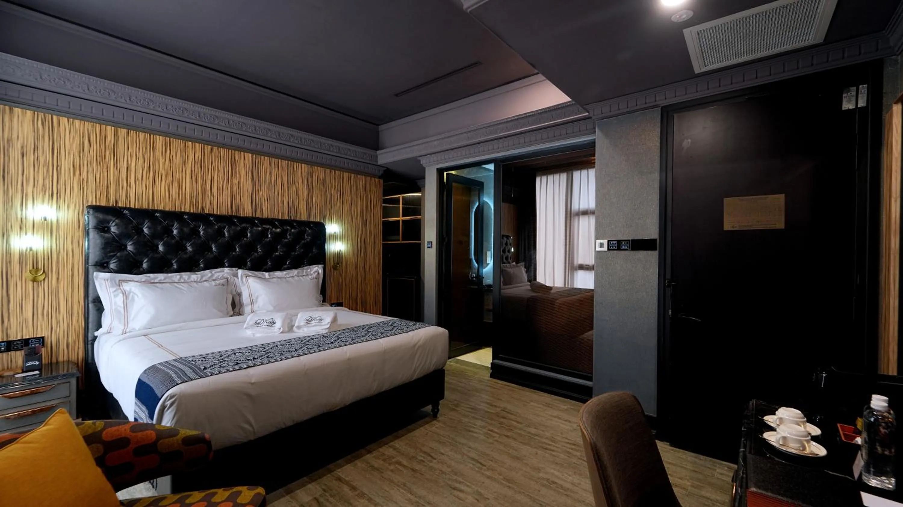 Bedroom, Bed in 1969 D'Kelly Hotel