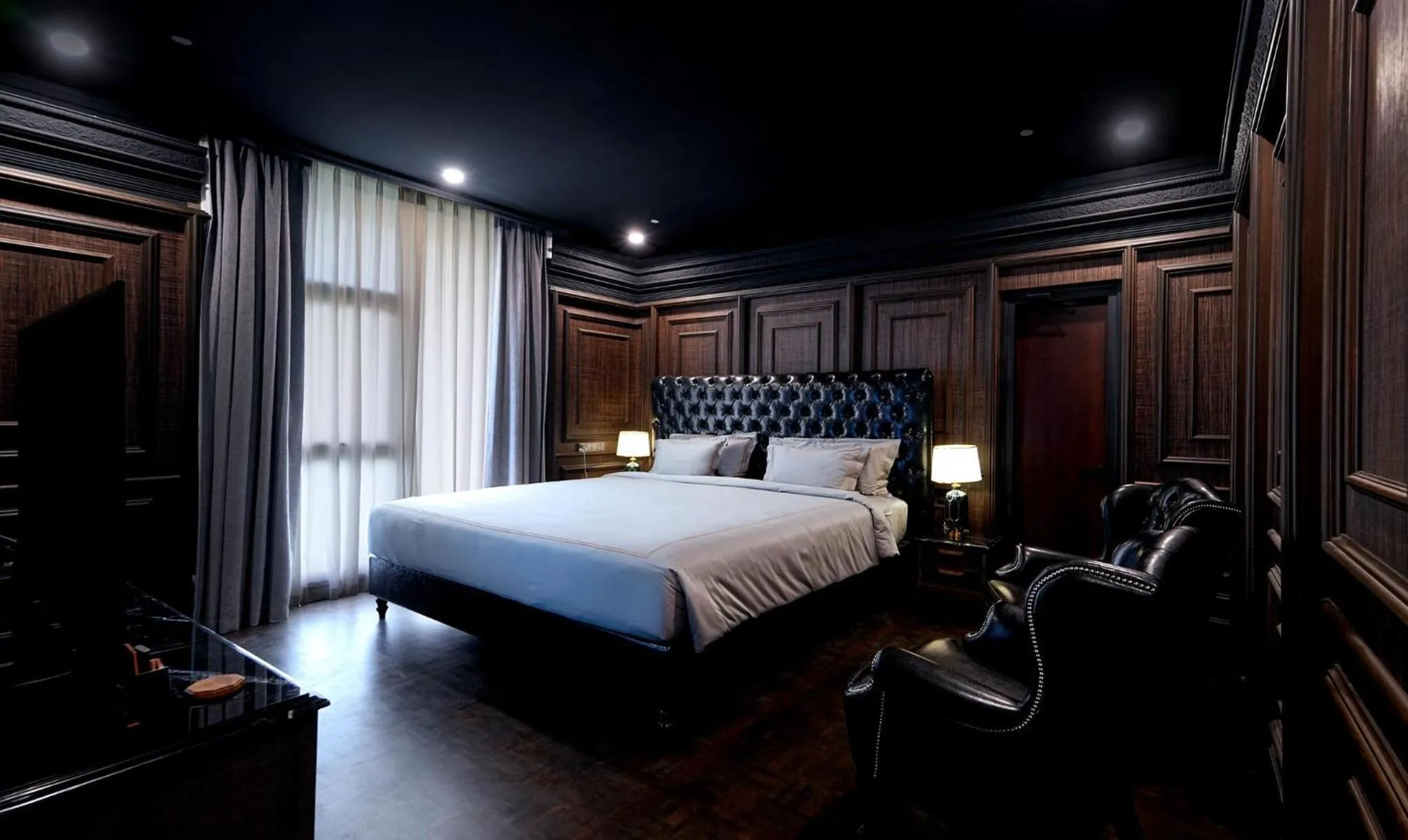 Bedroom, Bed in 1969 D'Kelly Hotel