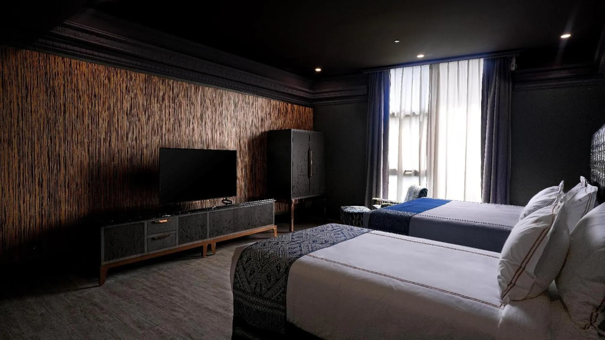 TV and multimedia, Bed in 1969 D'Kelly Hotel