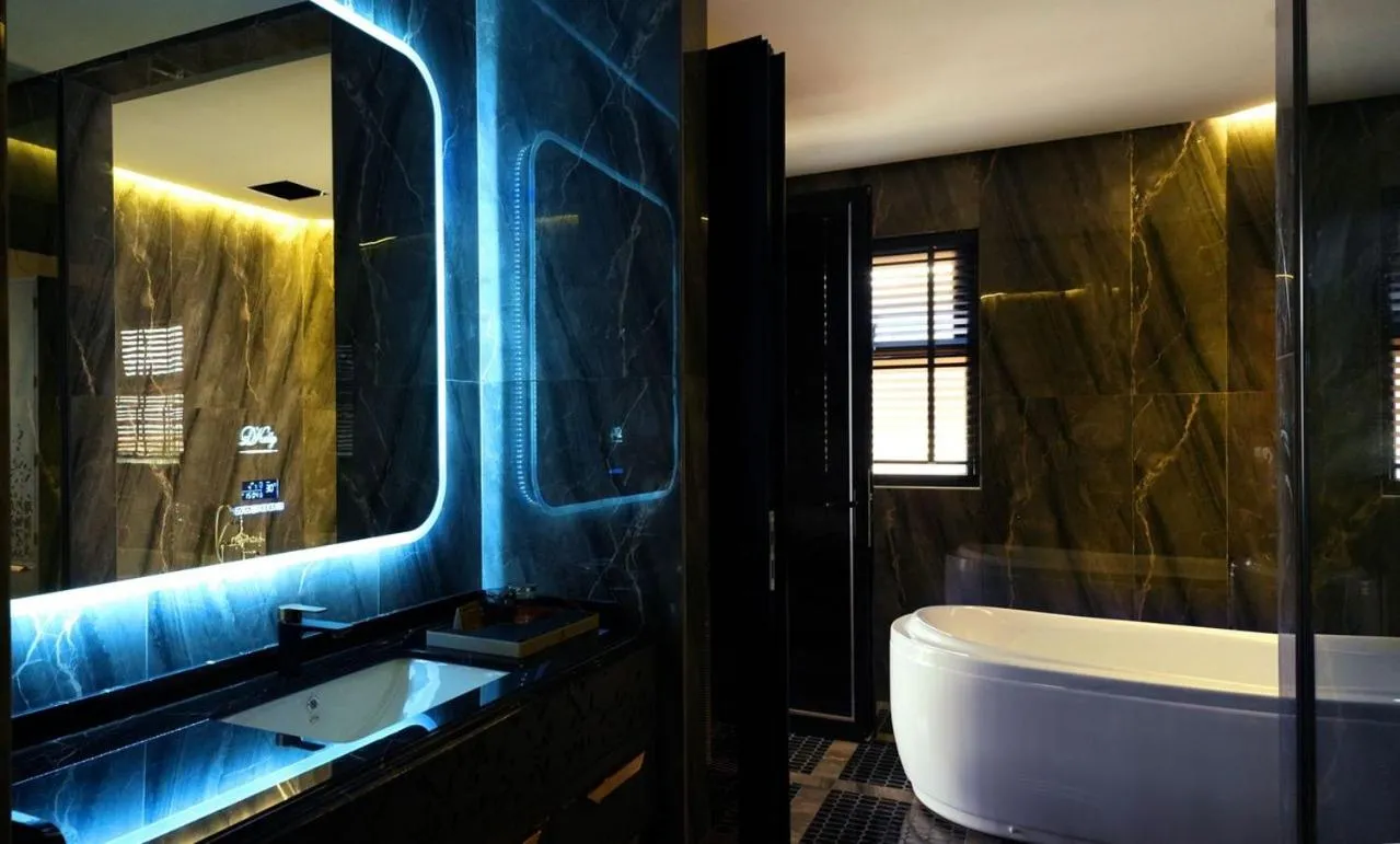 Bathroom in 1969 D'Kelly Hotel