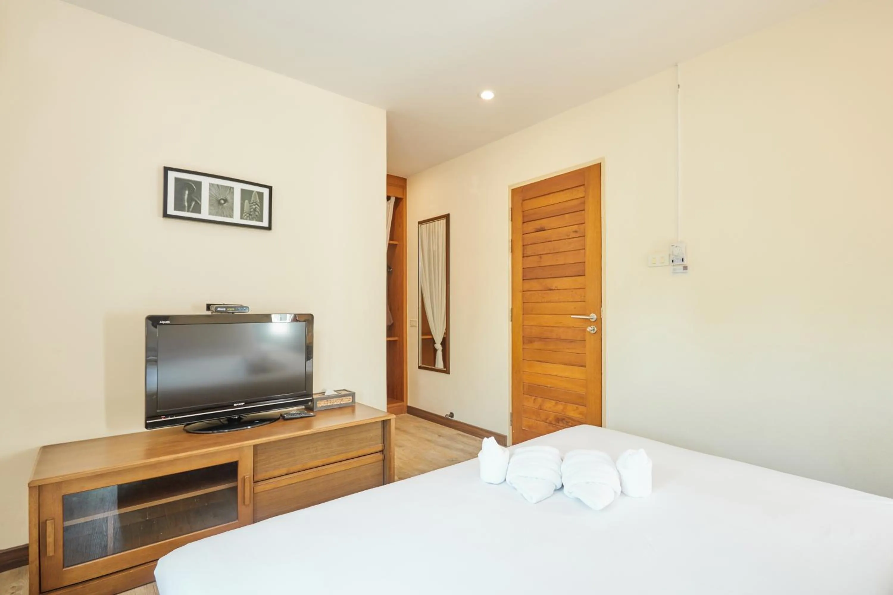 Bed in Talay Hotel and Villa Cha-am