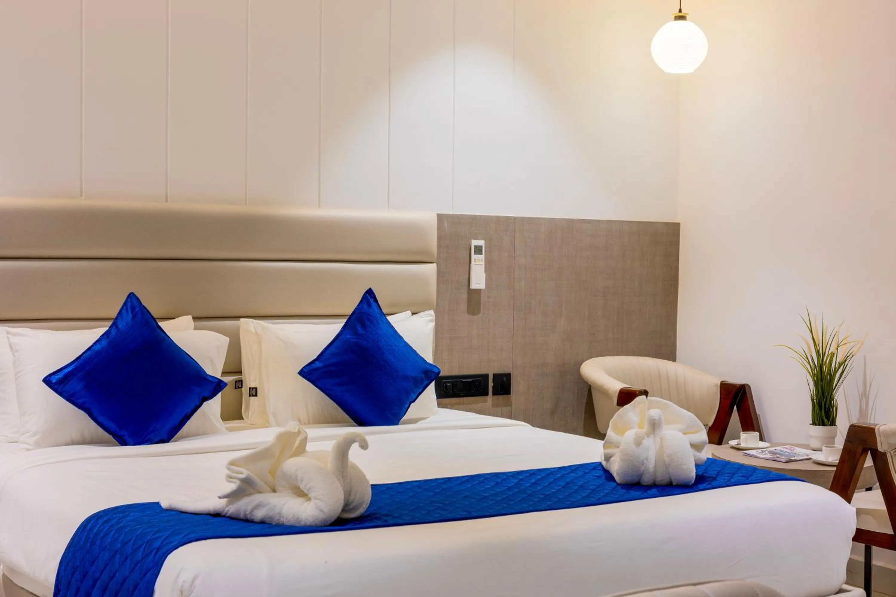 Bedroom, Bed in ECKO La Maniere Business Hotels