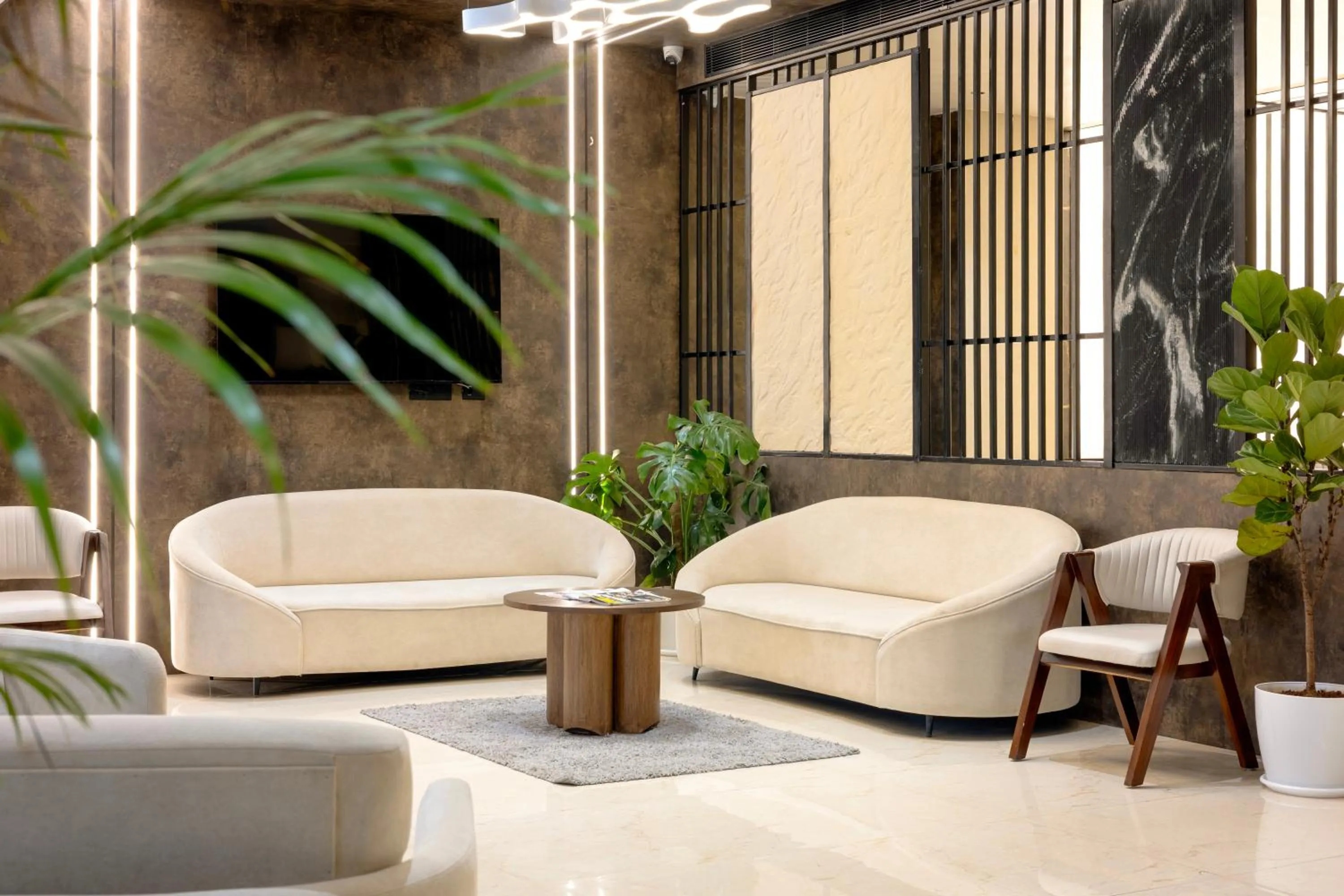 Lobby or reception in ECKO La Maniere Business Hotels