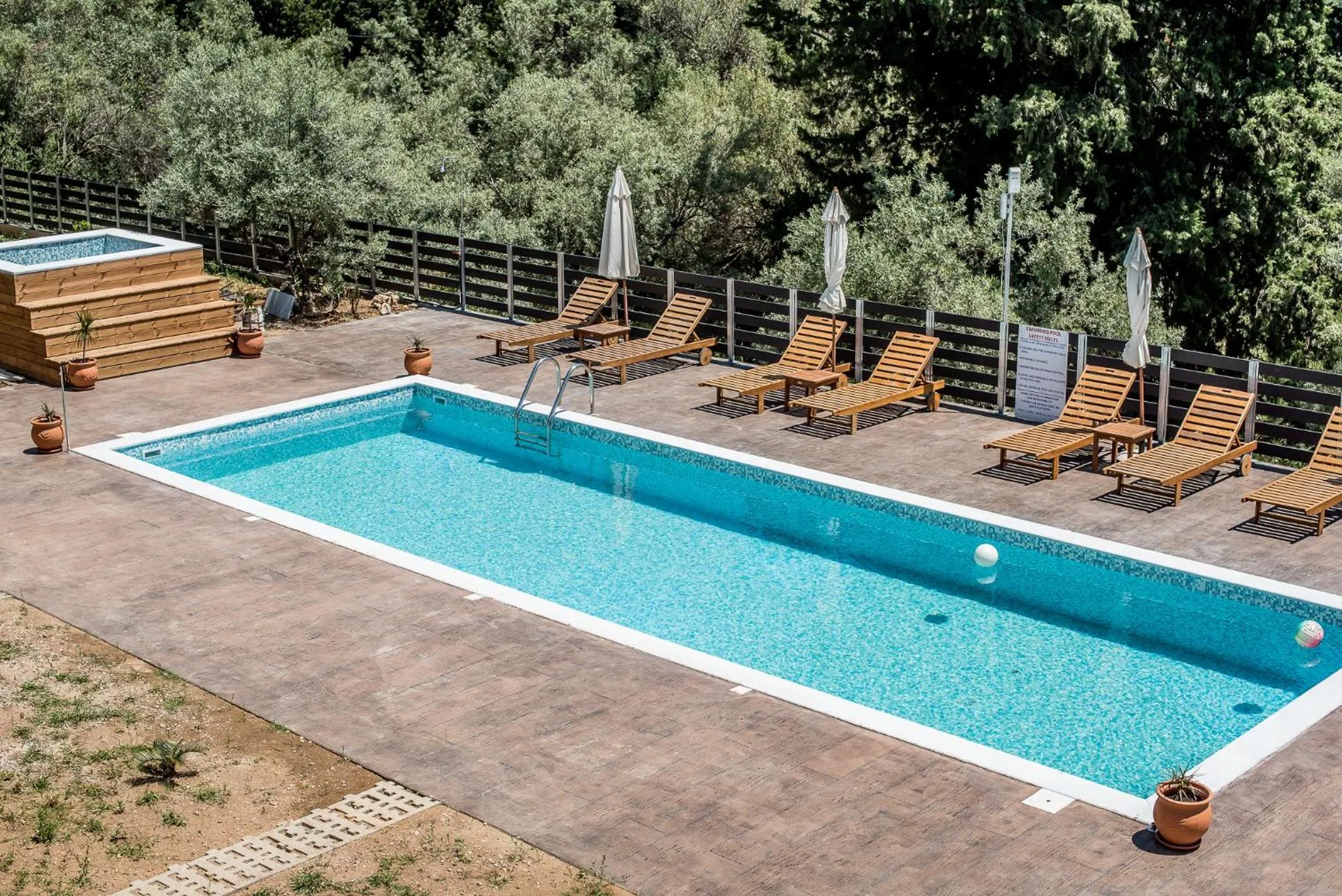 Day in Golden Sun Villas