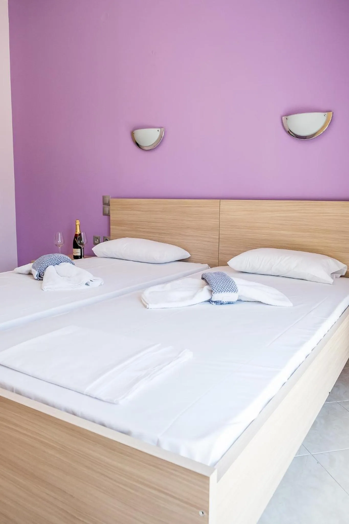 Bed in Golden Sun Villas