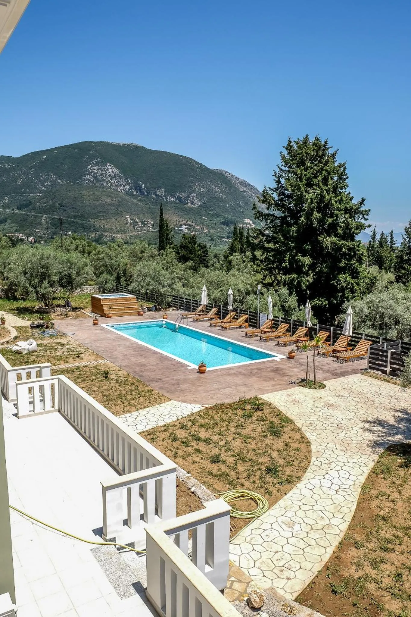 Day in Golden Sun Villas