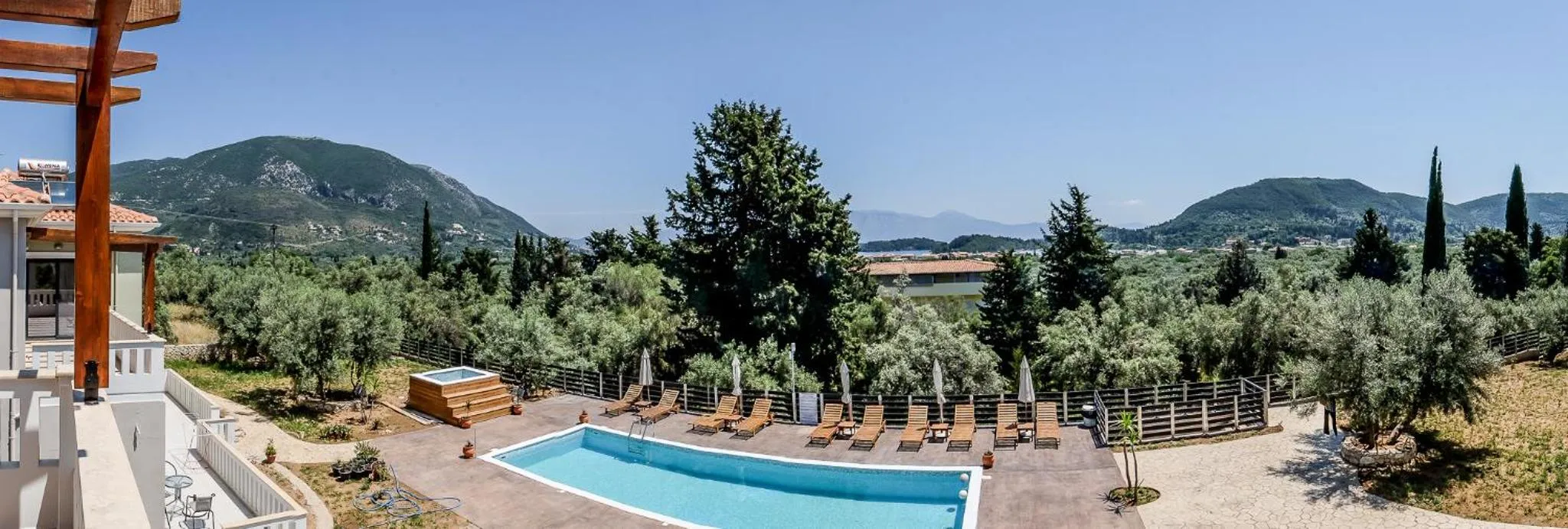 Day in Golden Sun Villas