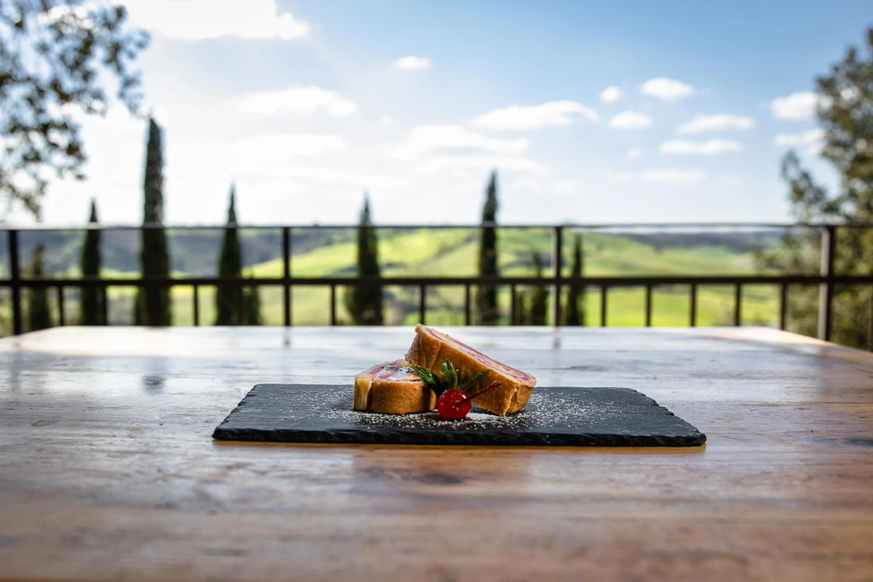 Restaurant/places to eat in Borgo Laticastelli