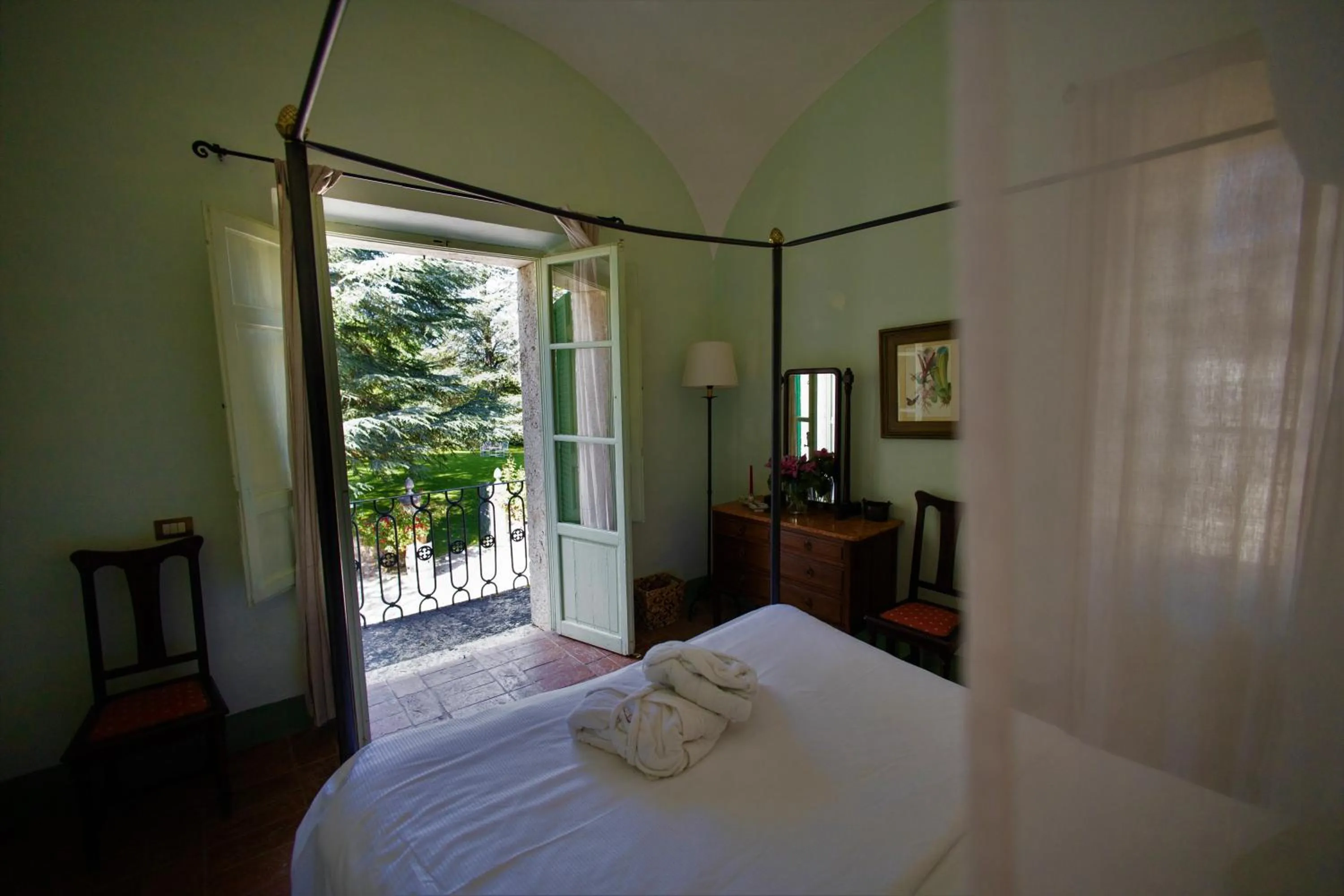 Photo of the whole room in Borgo Laticastelli