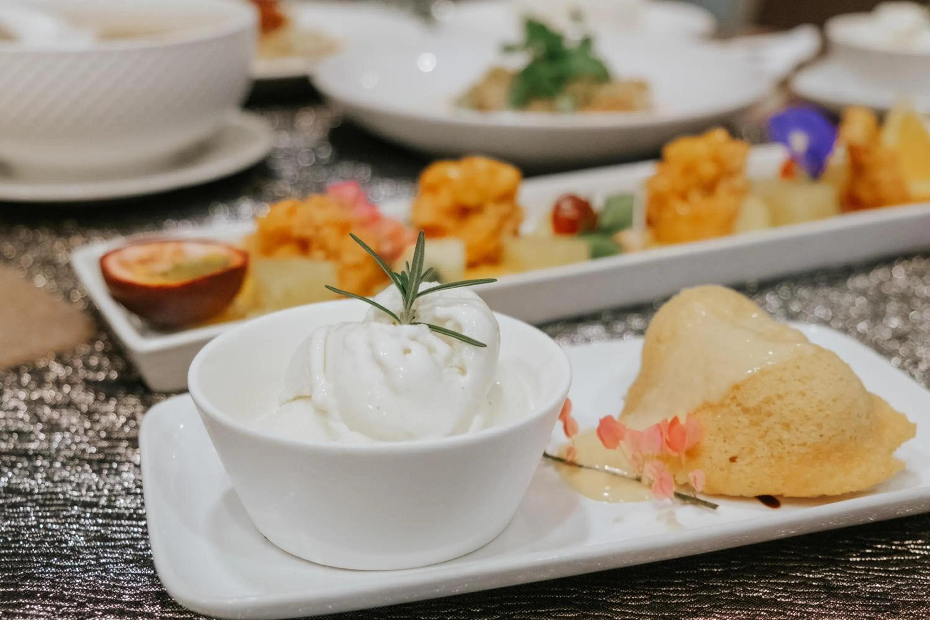 Food in The Desiign Hotel - SHA