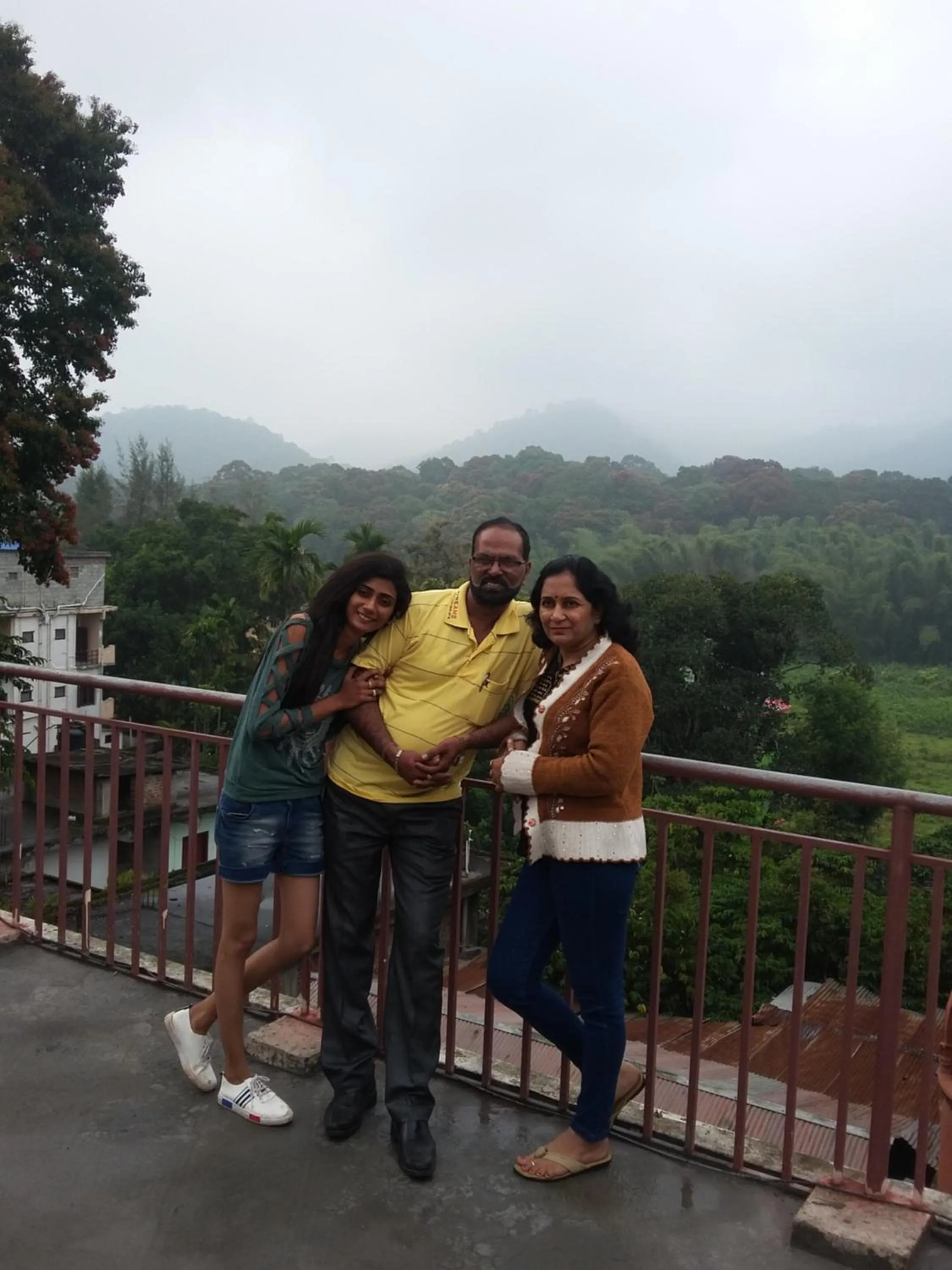 group of guests in Quadriya Palace