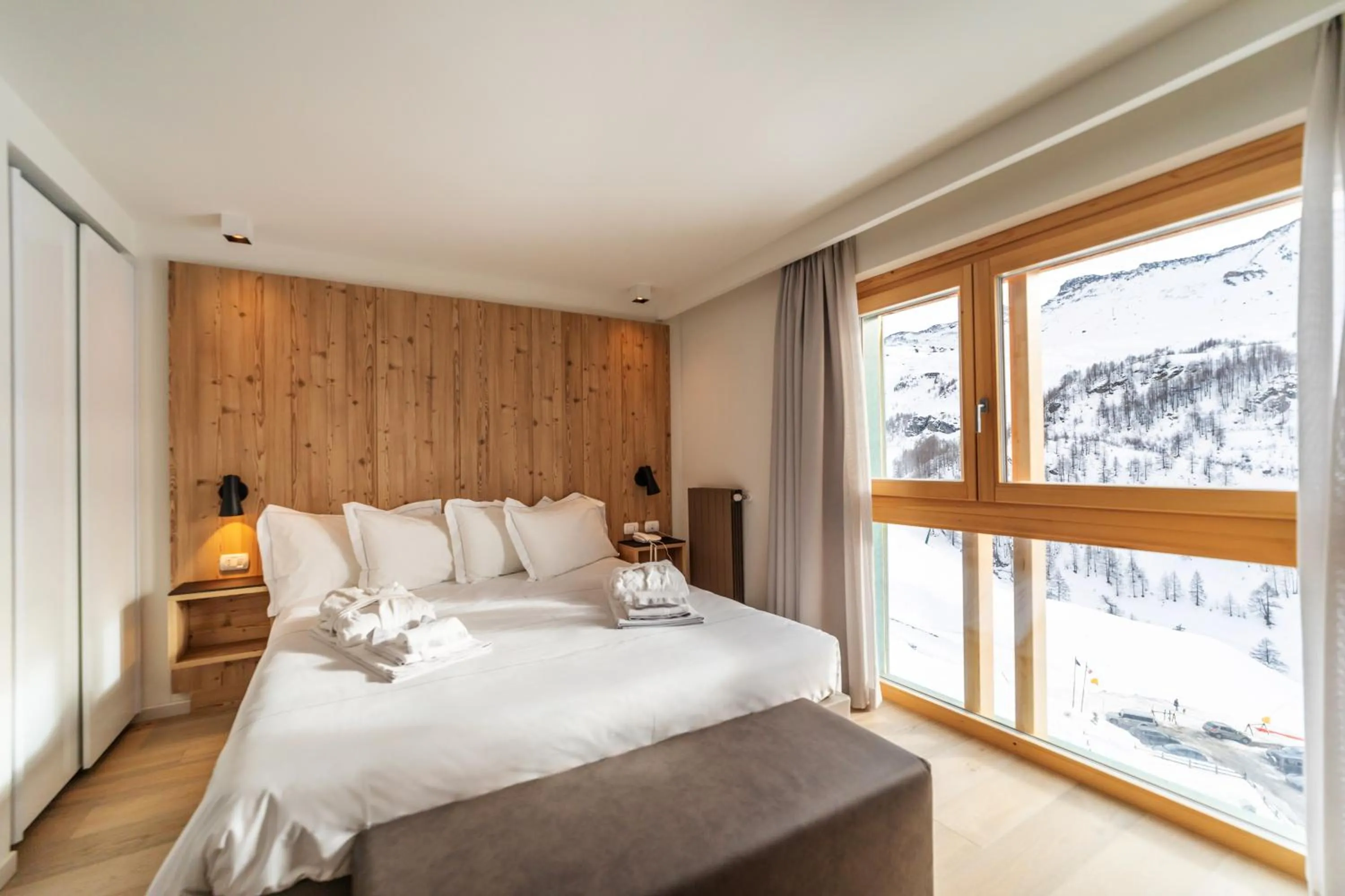 Bed in White Angel Hotel