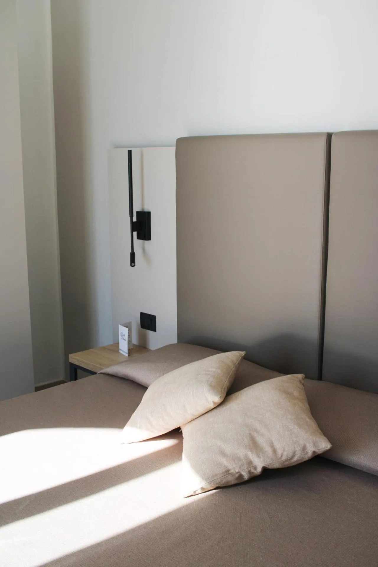 Bed in Hotel Falcone