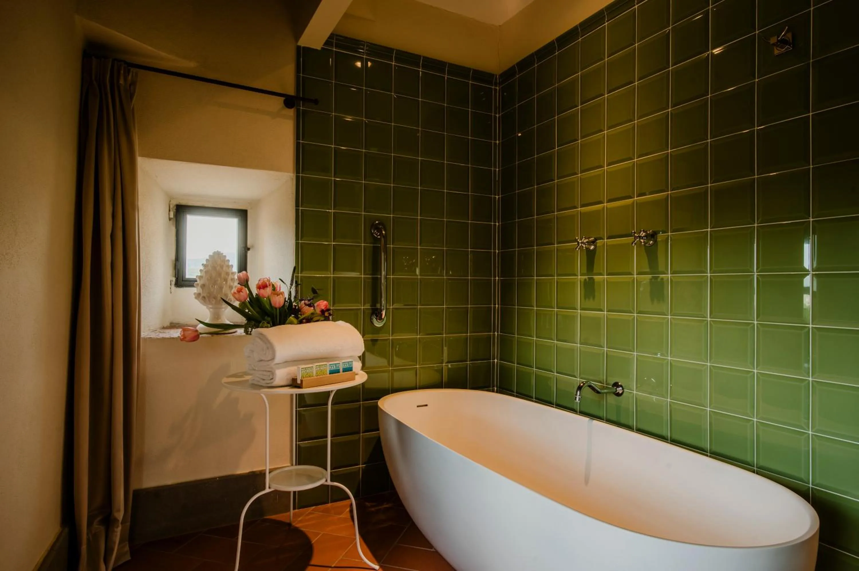 Bath in Villa Medicea di Lilliano