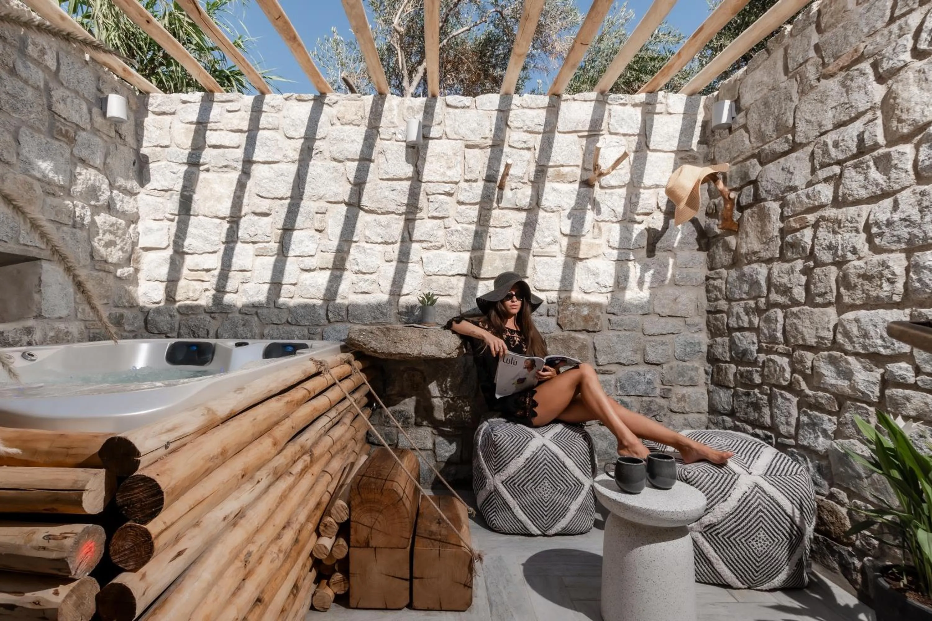 Property building in Naxian Serenity Suites