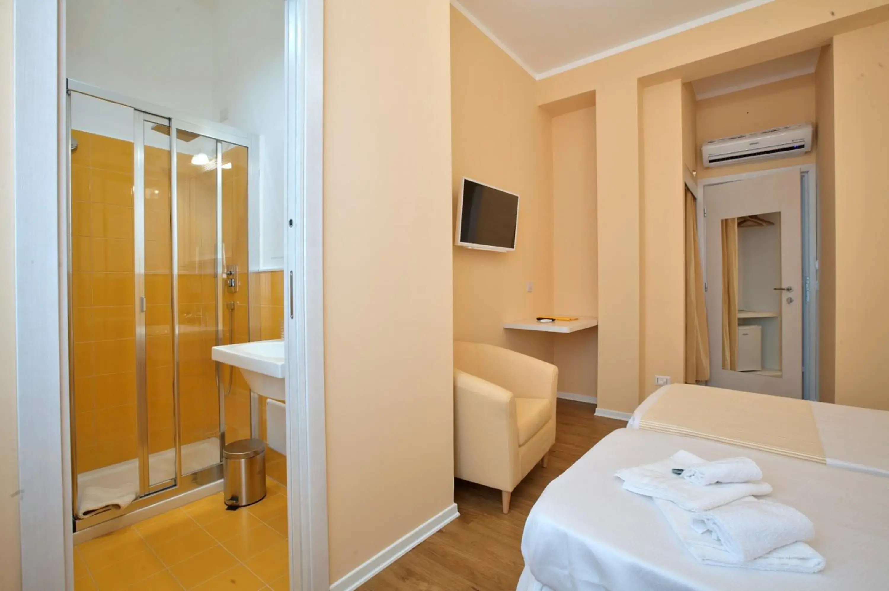 Deluxe Double Room in B&B Del Corso Deluxe Double Room in B&B Del Corso