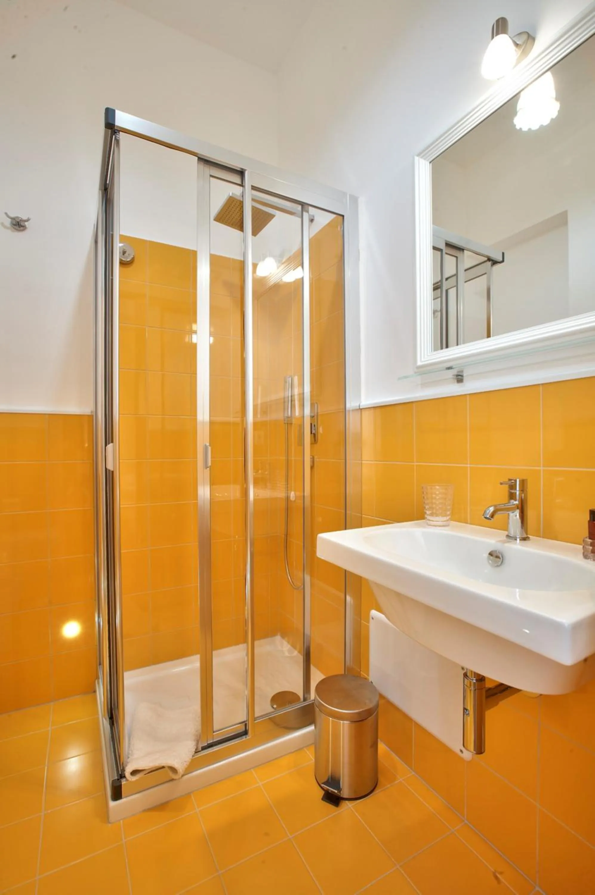 Bathroom in B&B Del Corso