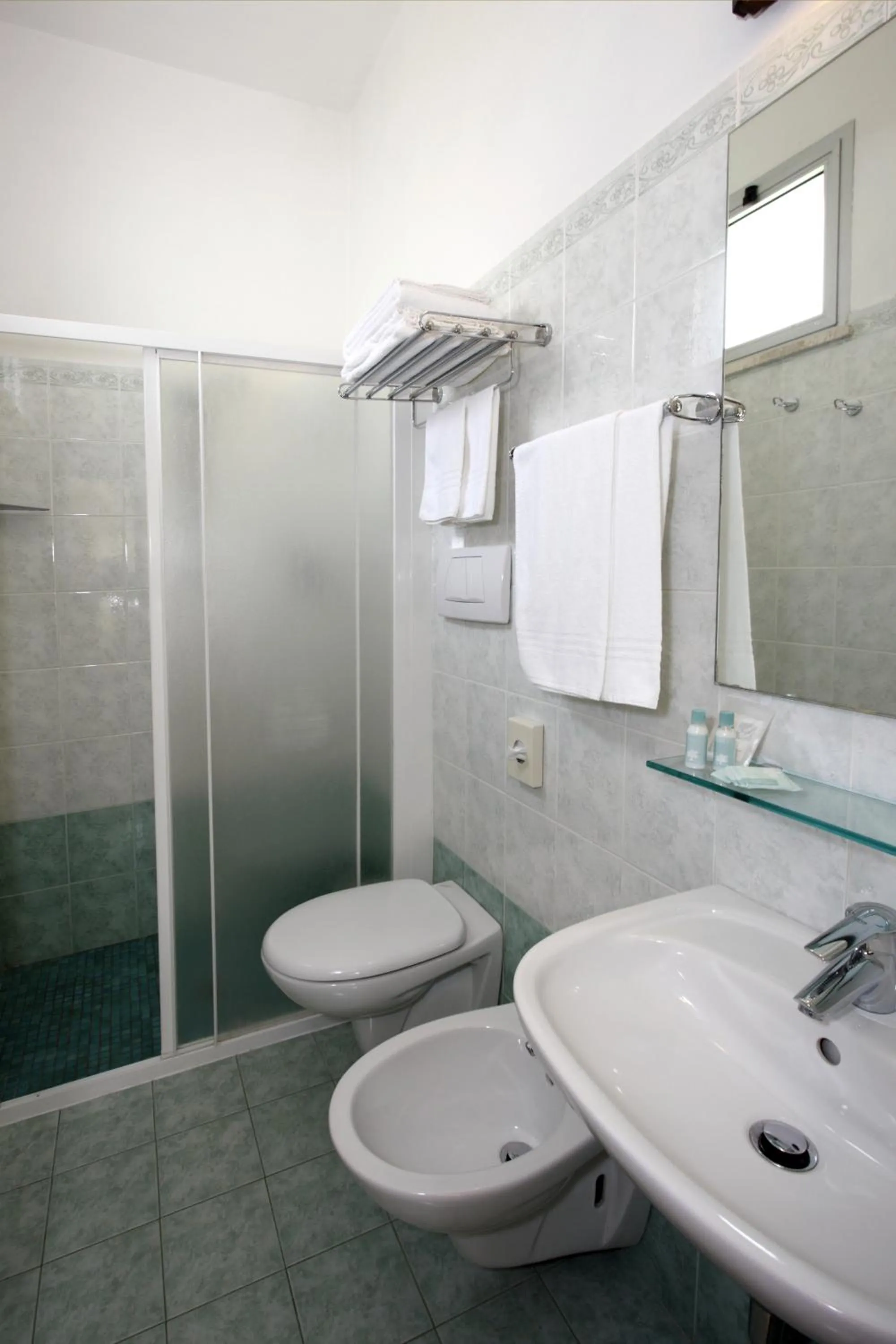 Shower in Hotel Buona fortuna