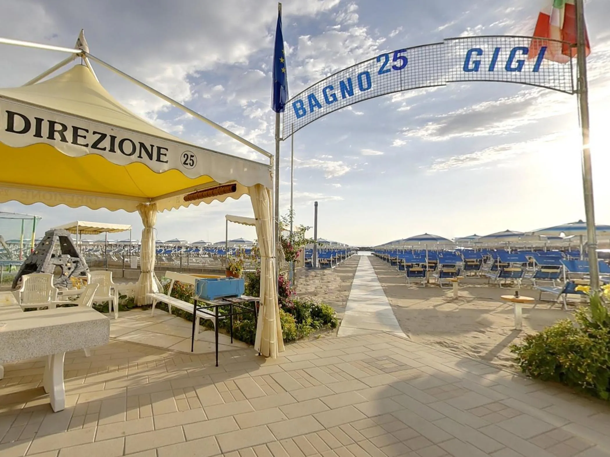 Beach in Hotel Buona fortuna