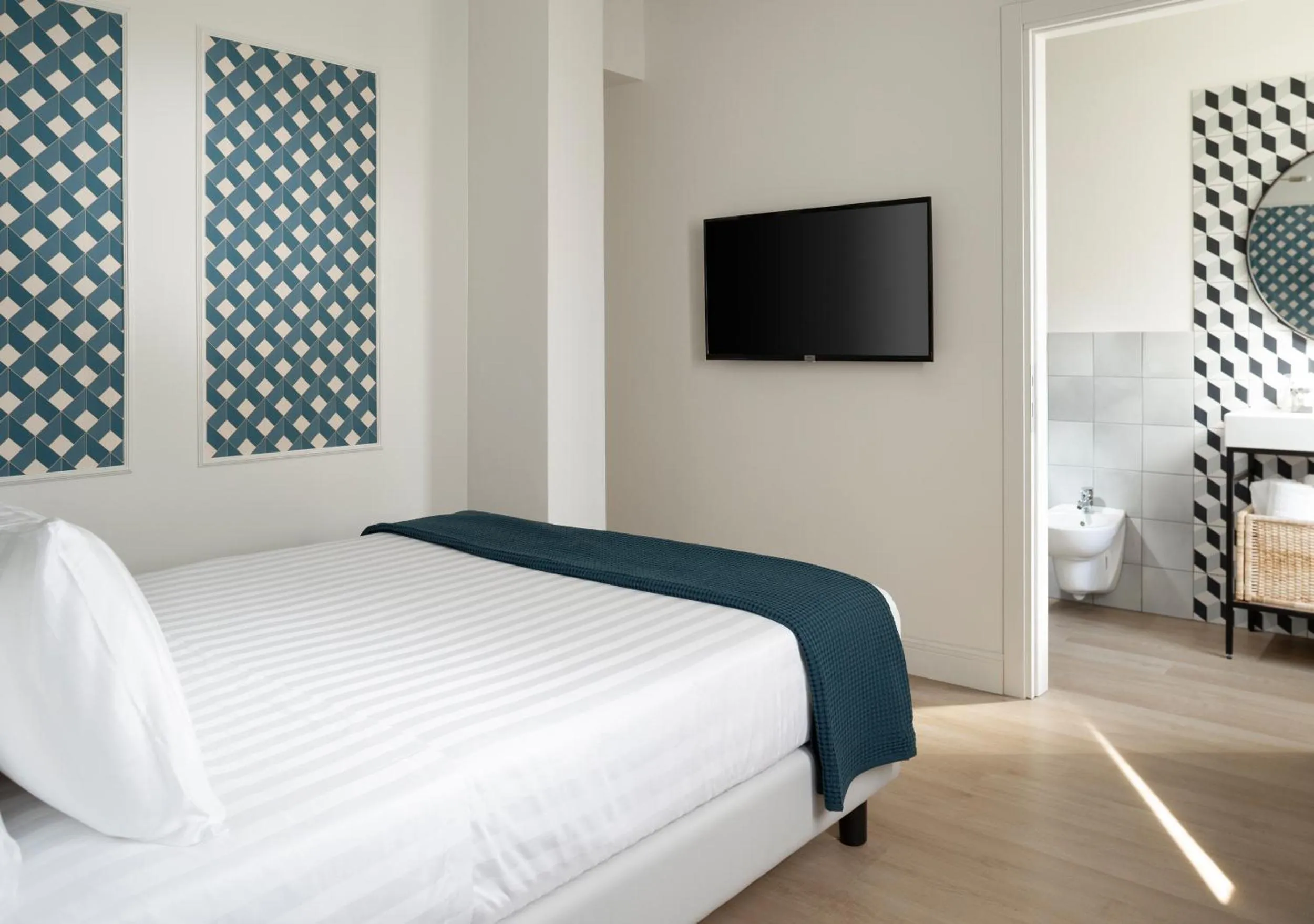 Bedroom, Bed in Hotel Buona fortuna