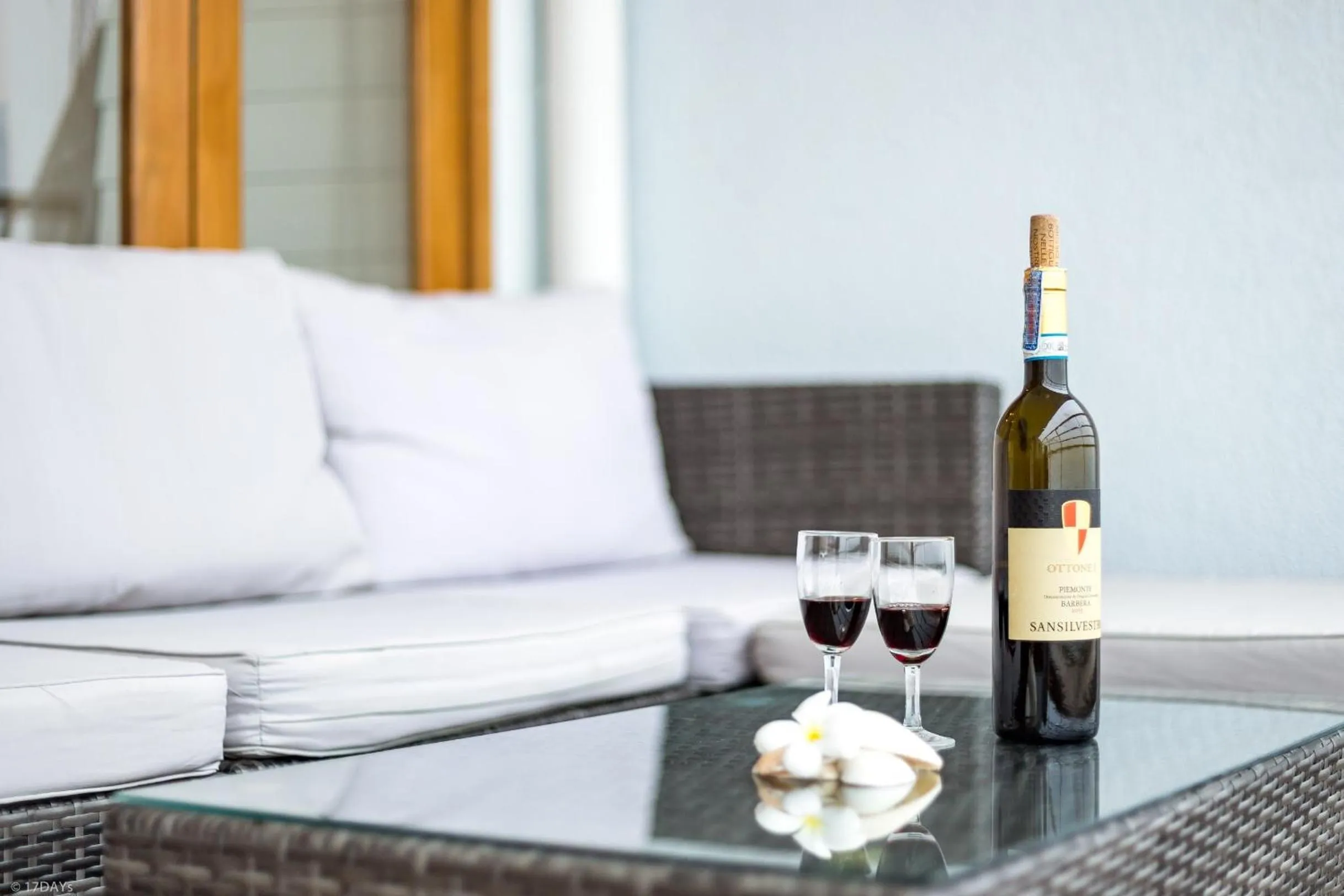 Sandy Beach Condo 17D