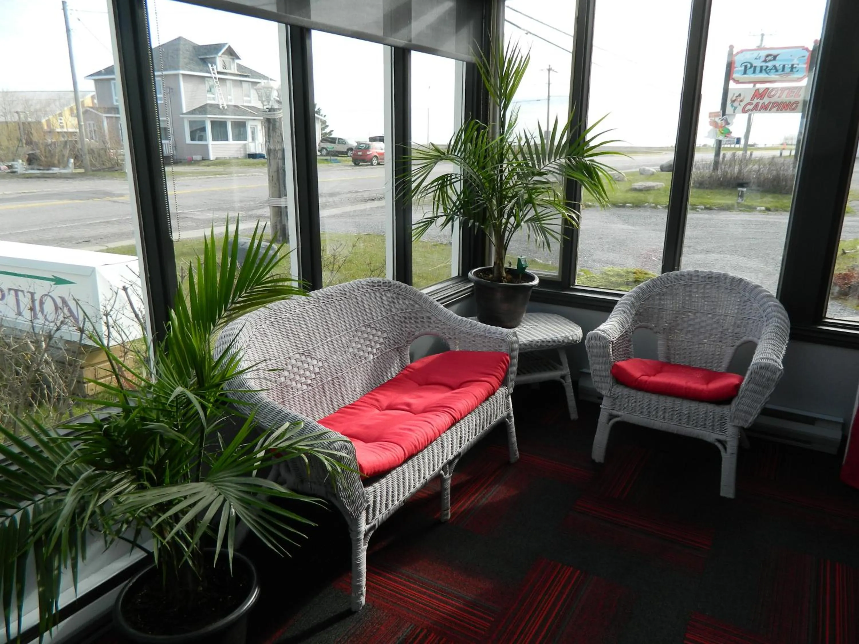 Le Pirate Motel et Camping