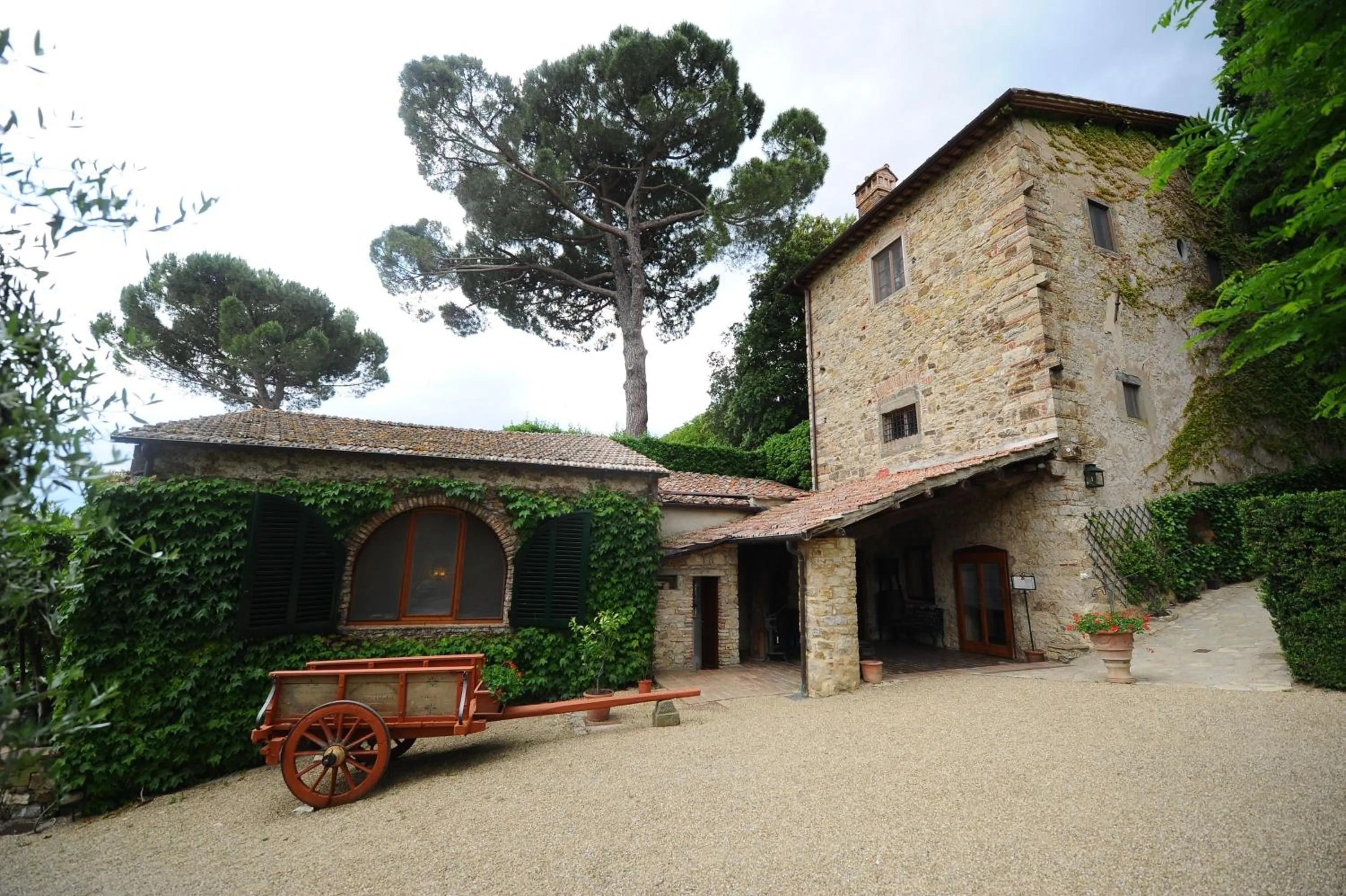 Property building in Villa Le Barone