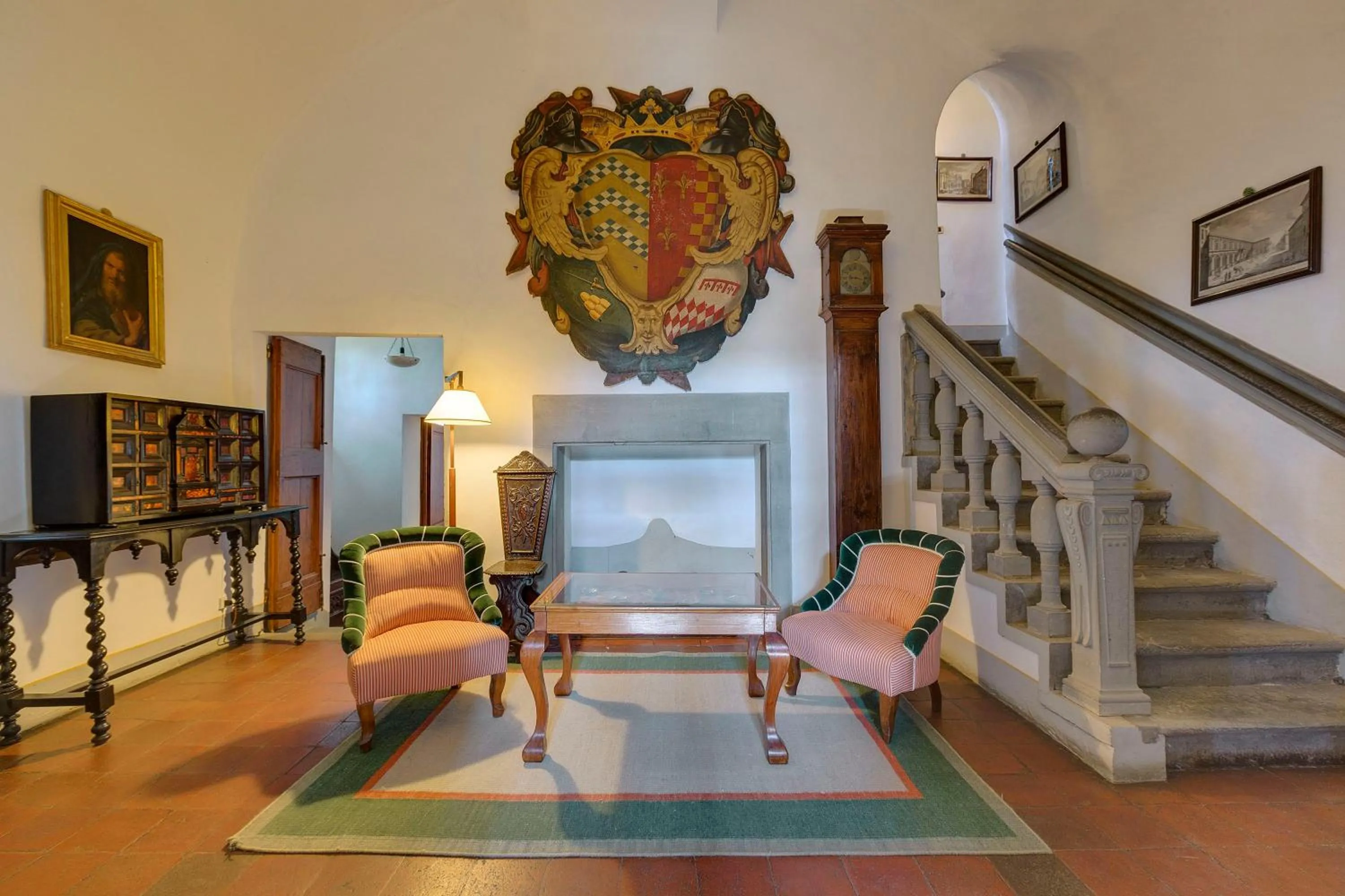 Communal lounge/ TV room in Villa Le Barone