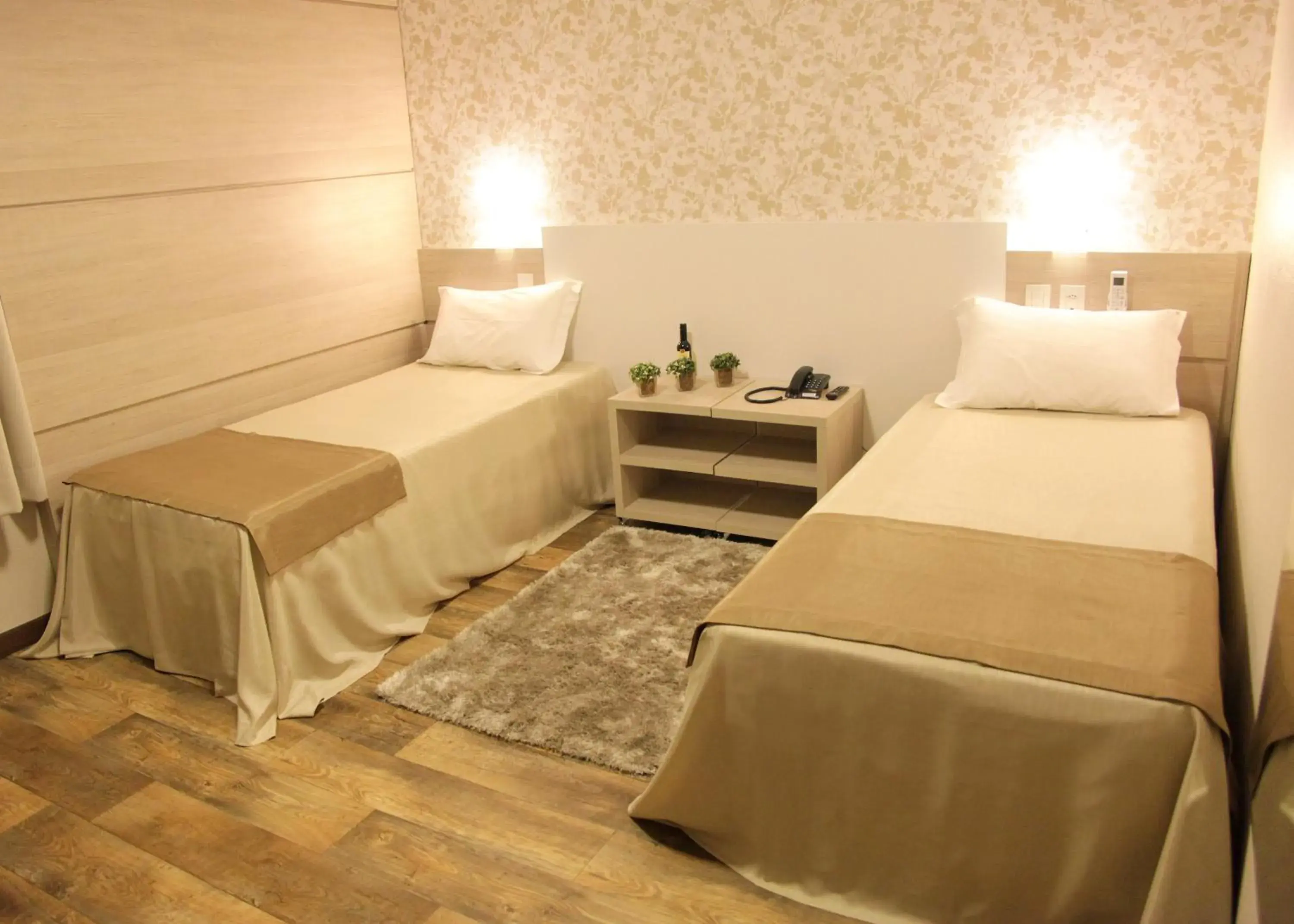 Standard Double or Twin Room - single occupancy in Di Capri Hotel Standard Double or Twin Room - single occupancy in Di Capri Hotel