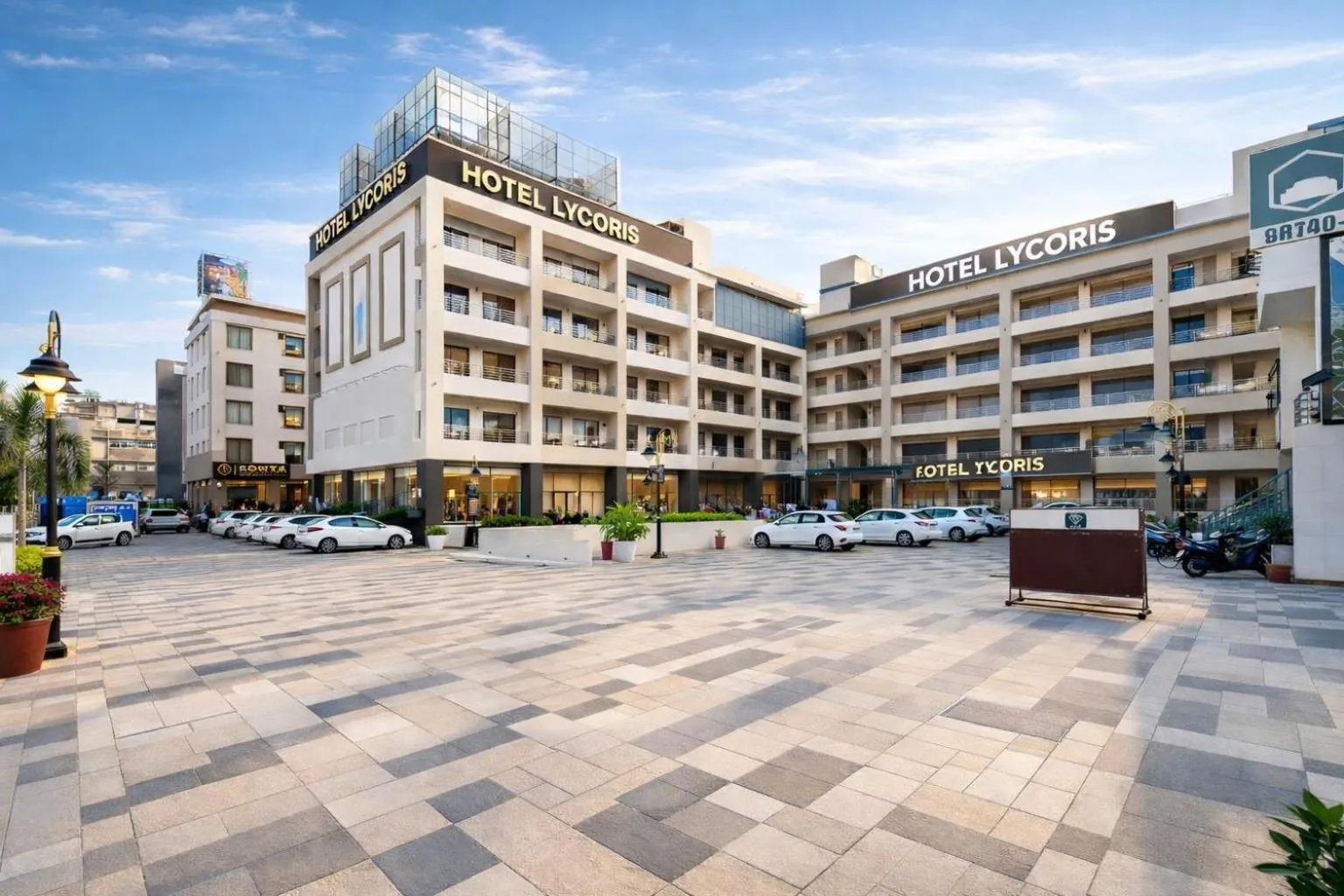 Property building in Hotel Lycoris