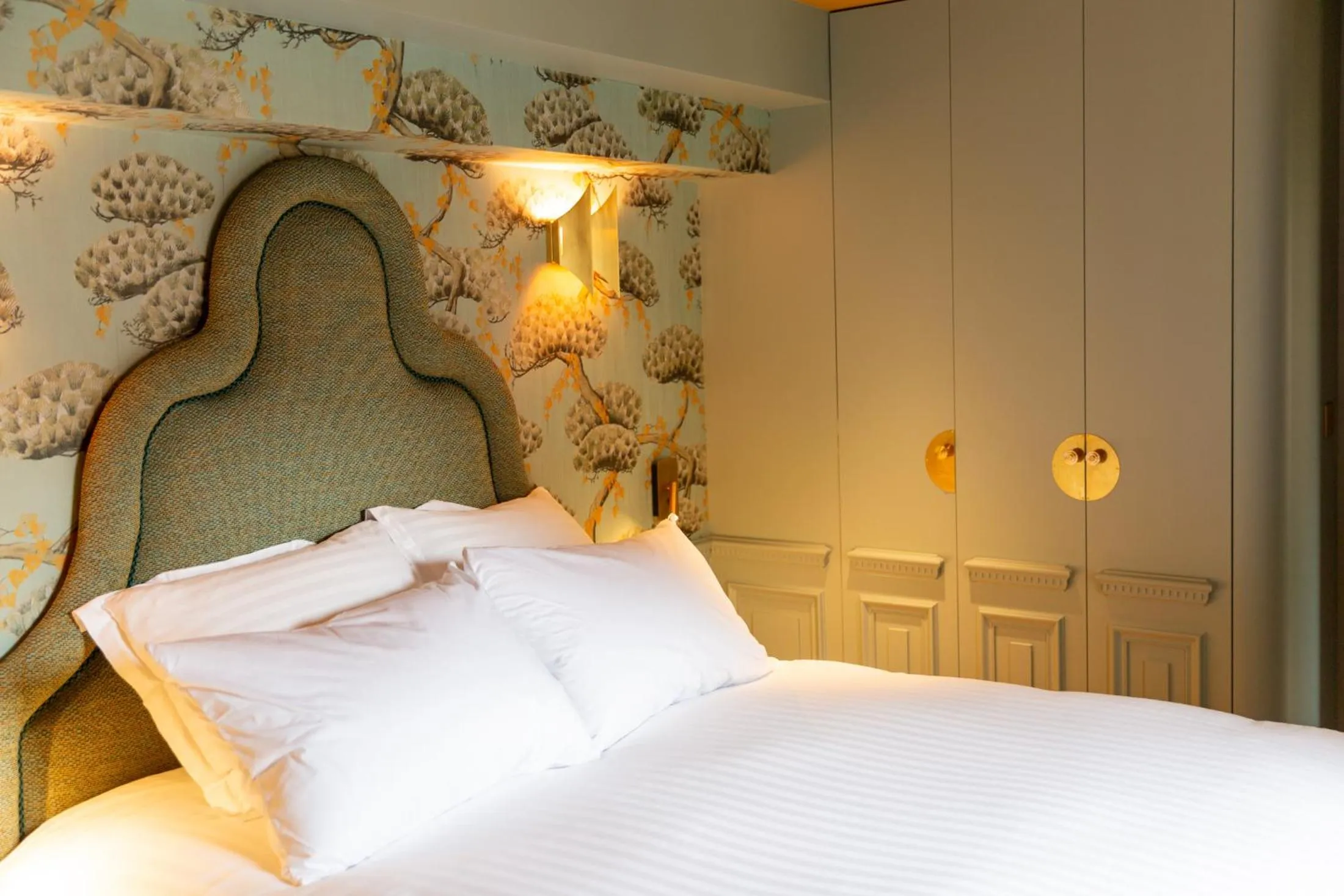 Bed in Hôtel La Particulière