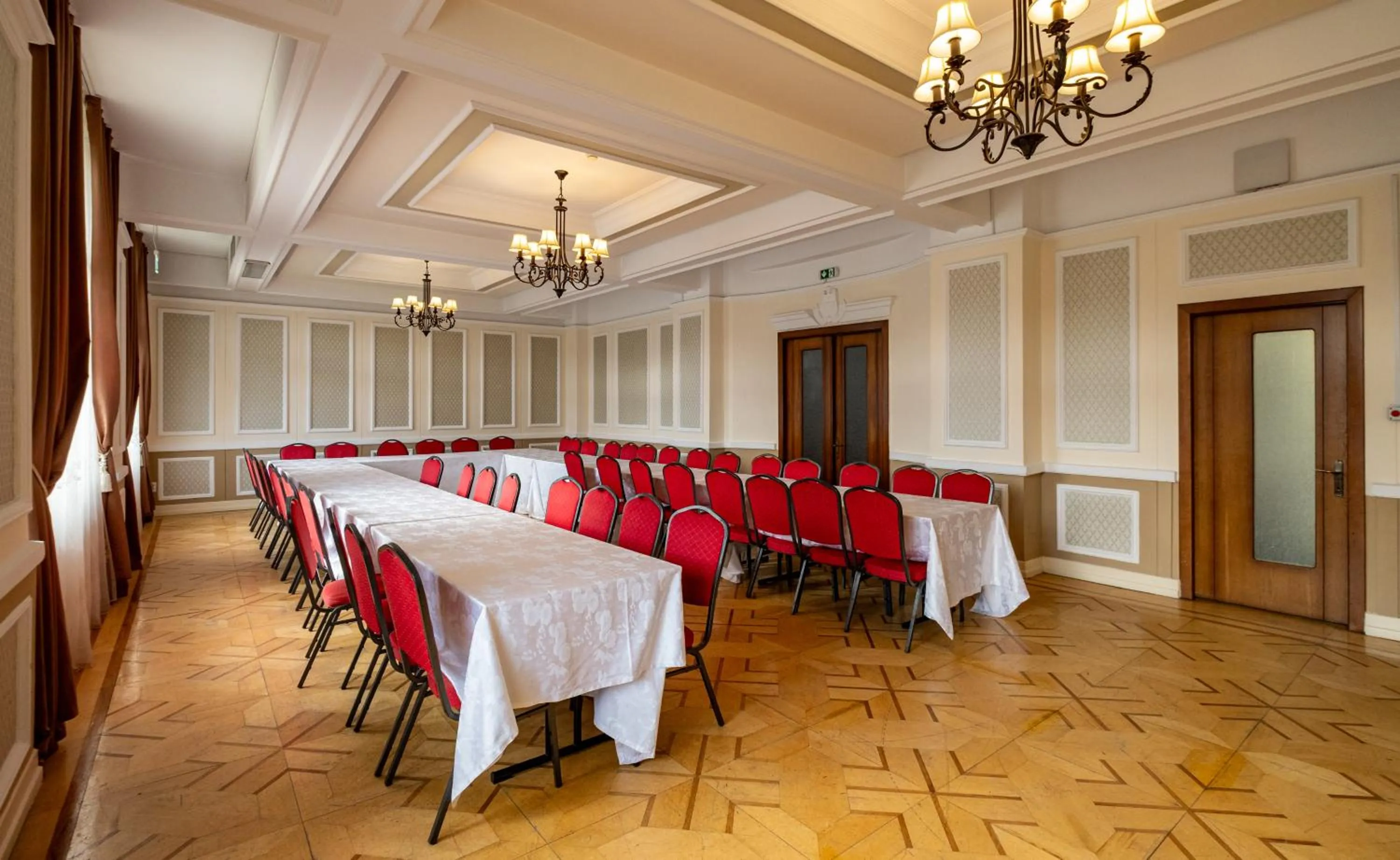 Restaurant/places to eat in Casa de Oaspeți Sfântul Nicolae