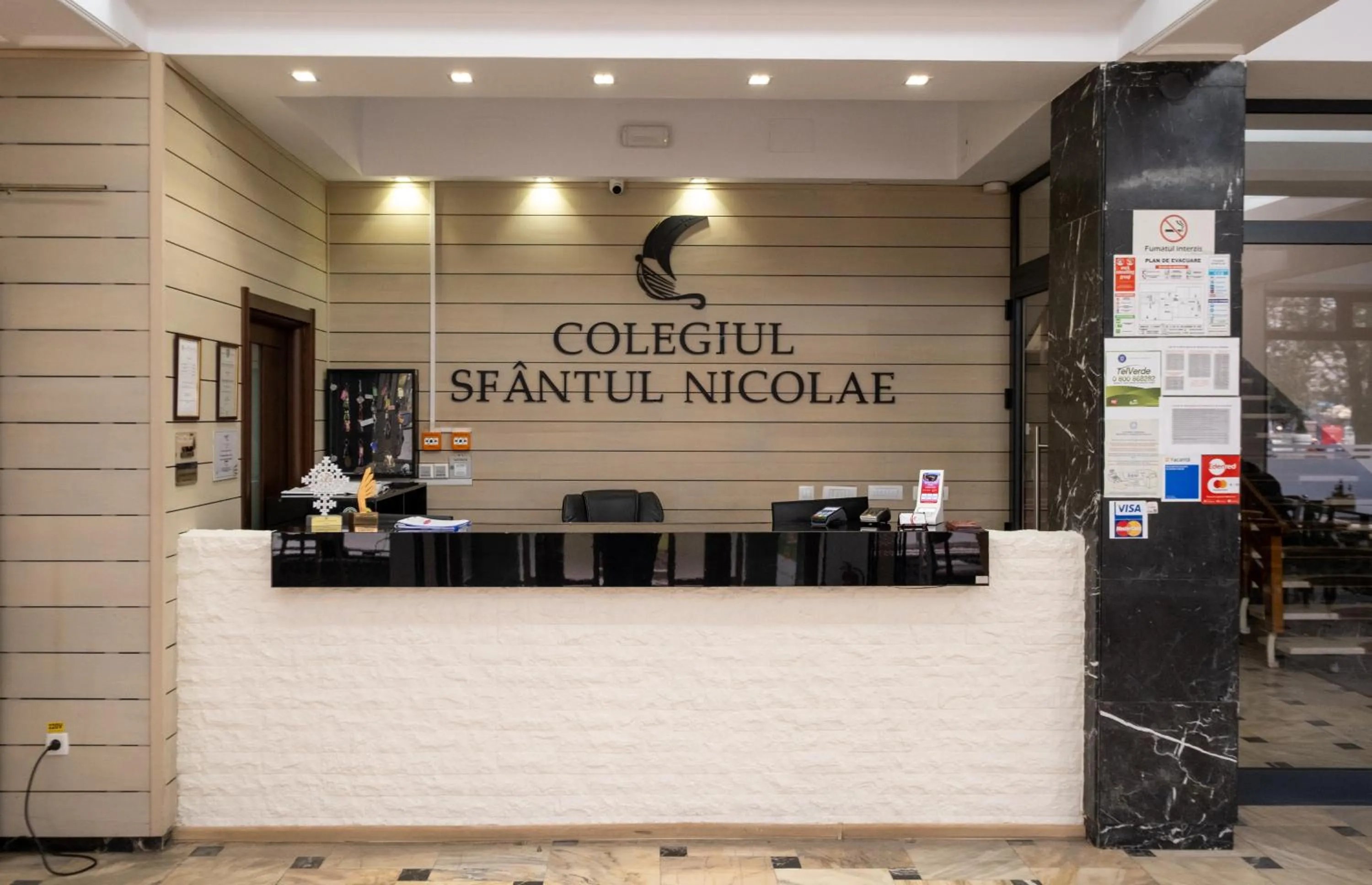 Lobby or reception in Casa de Oaspeți Sfântul Nicolae