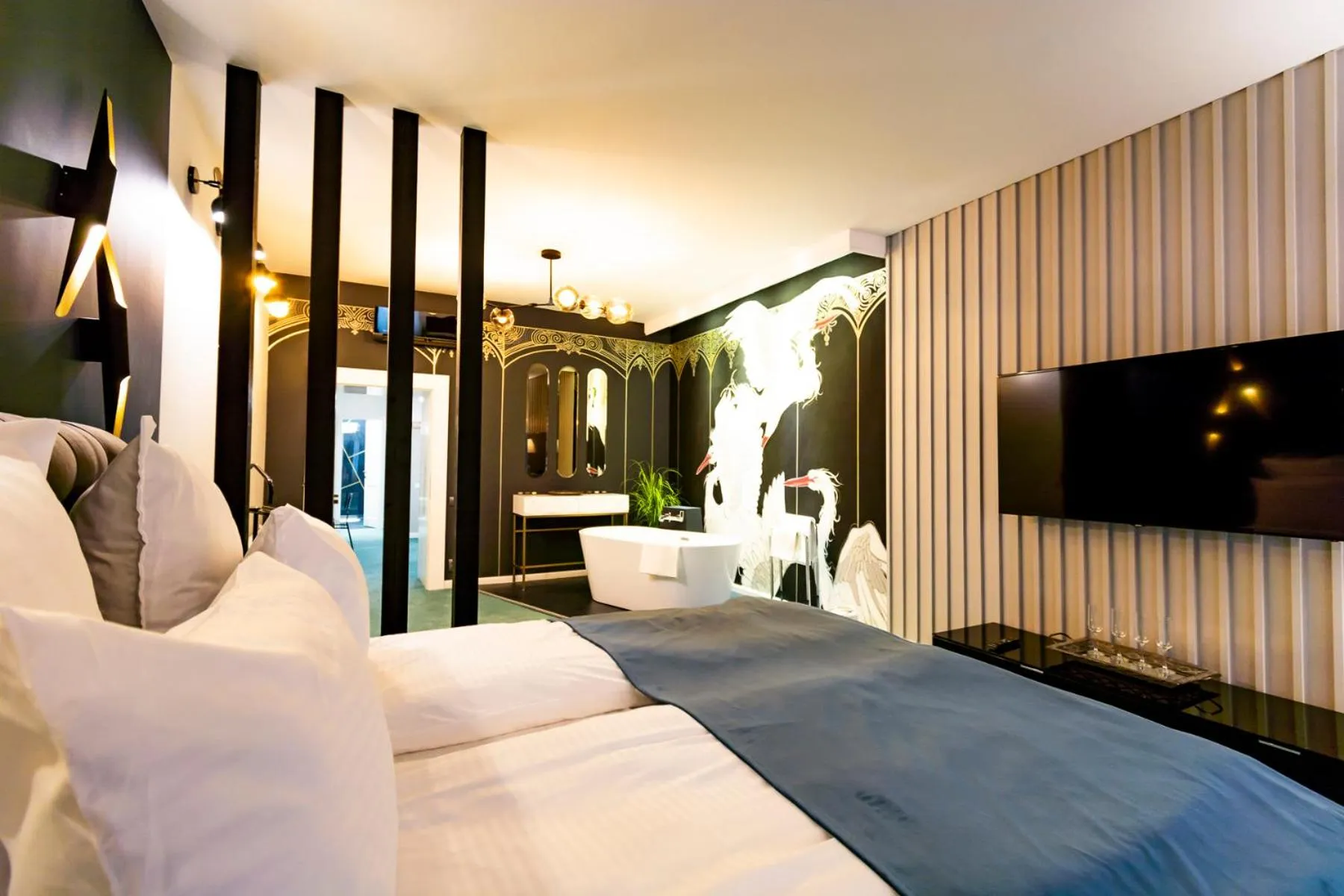 Bathroom, Bed in Rabbit Hole