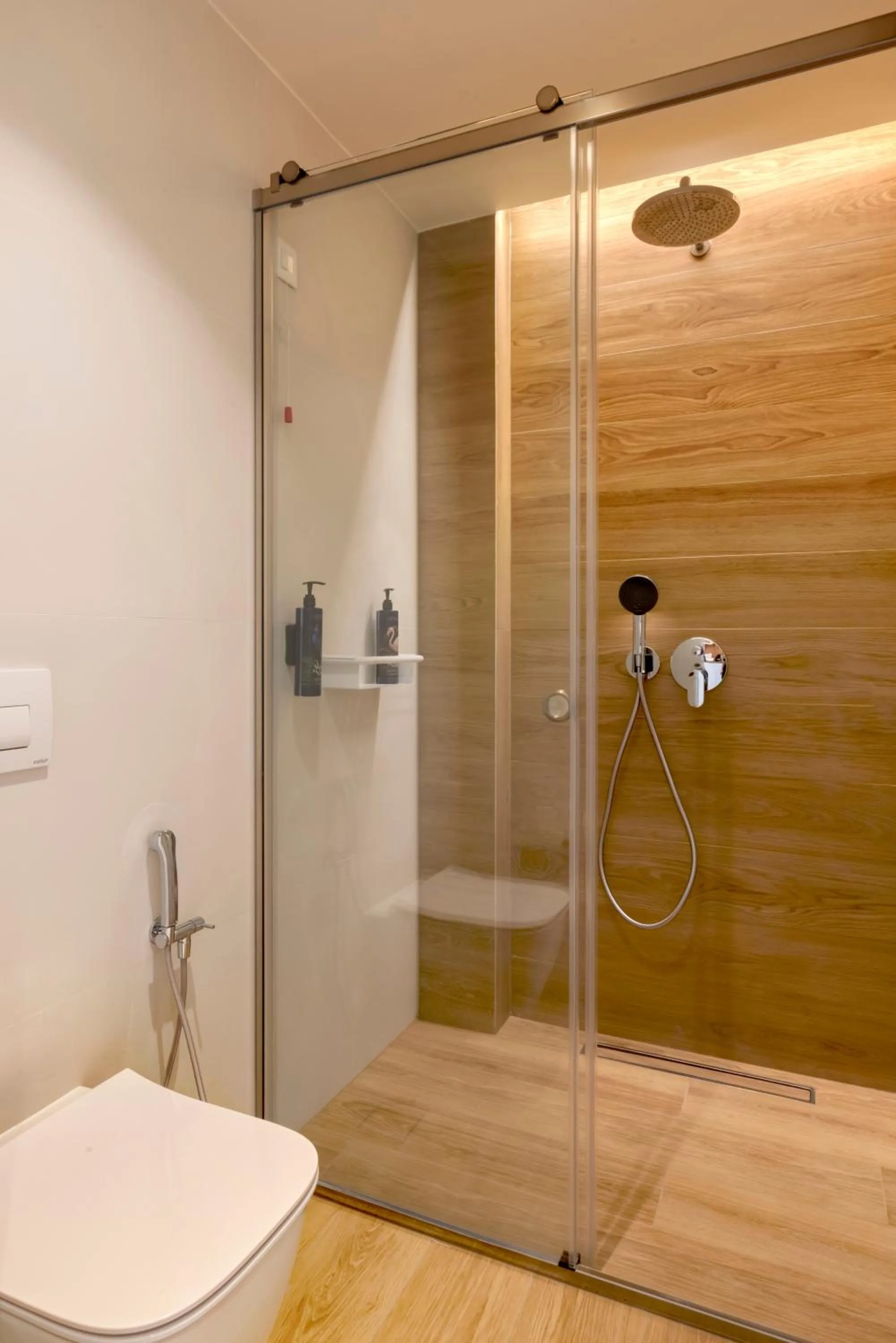 Shower in Mirage Chalkida City Resort