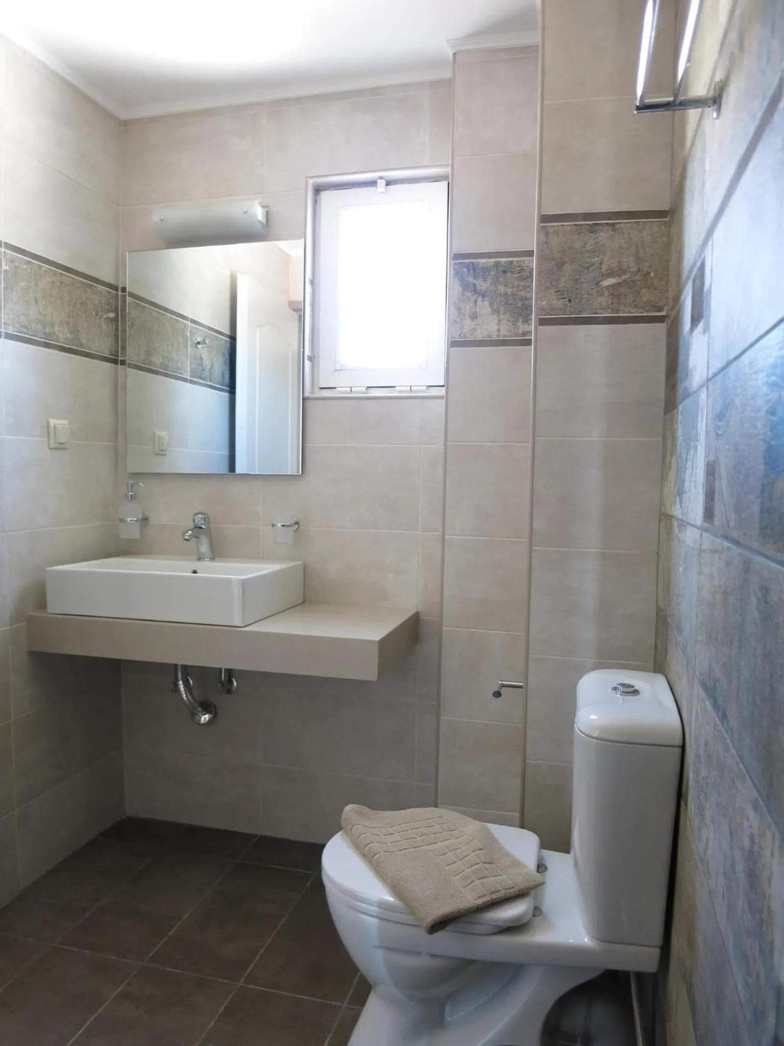 Day in Pantheon Aparthotel