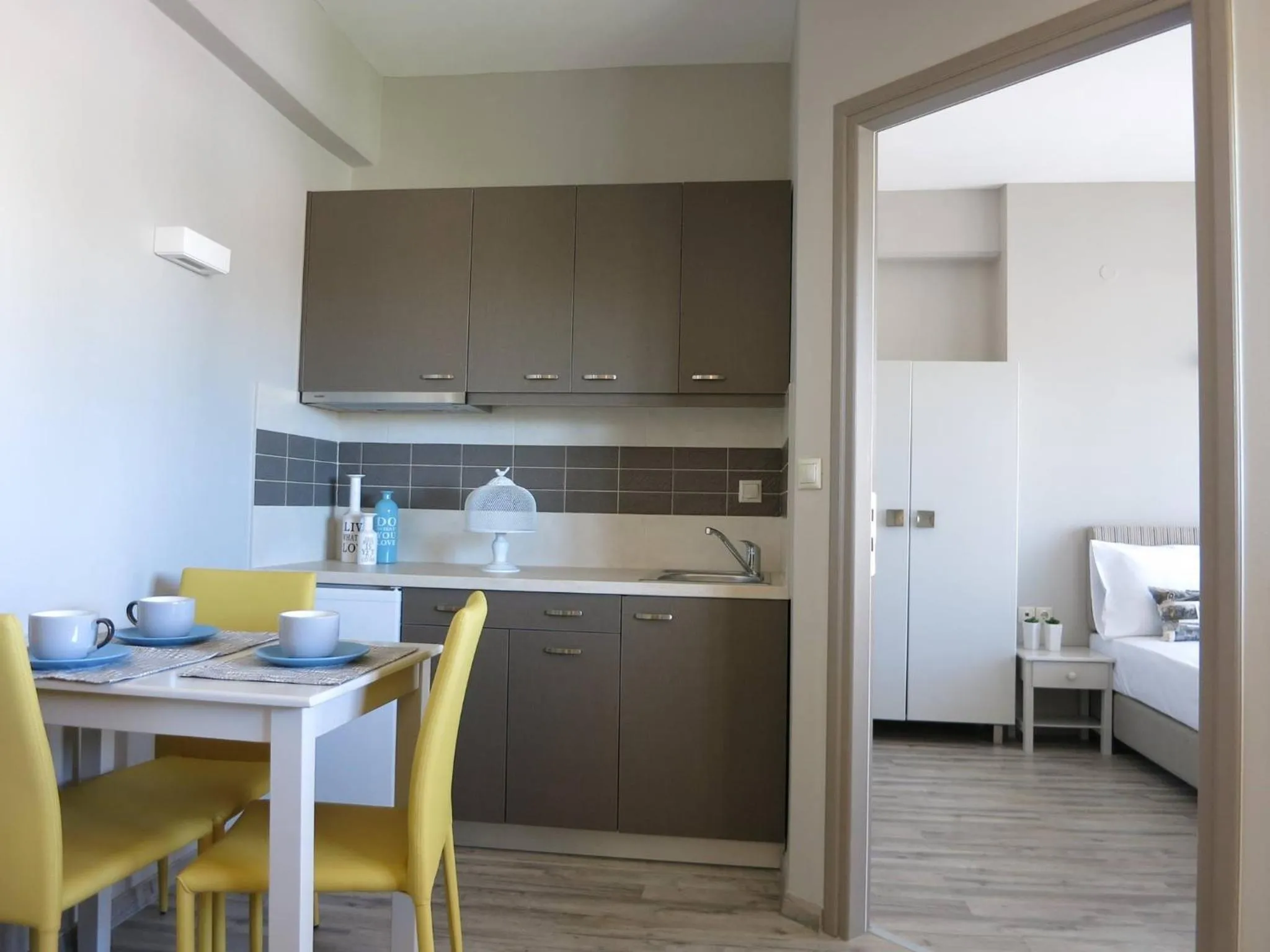 Decorative detail in Pantheon Aparthotel