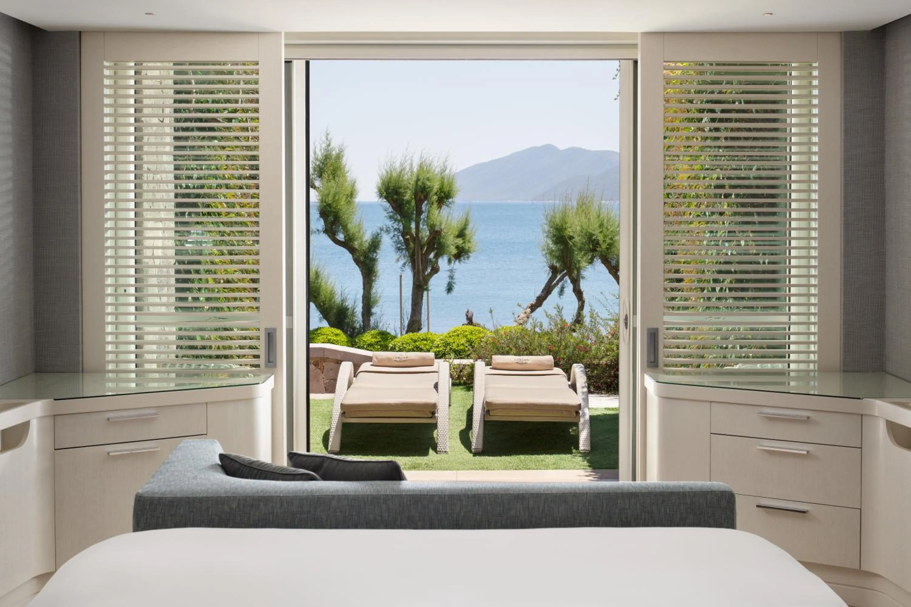 Garden, Bed in Caresse, a Luxury Collection Resort & Spa, Bodrum