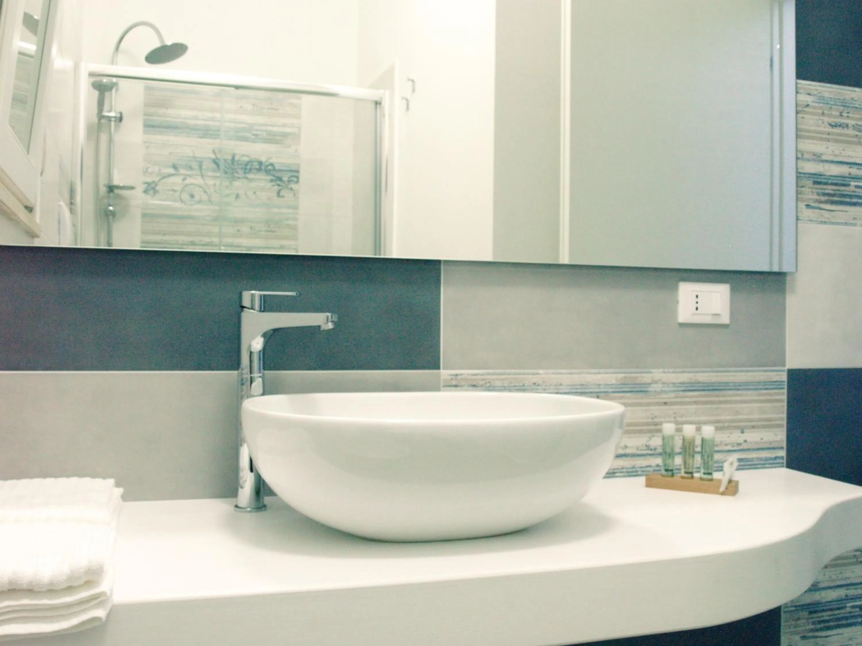 Bathroom in Residence Le Isole