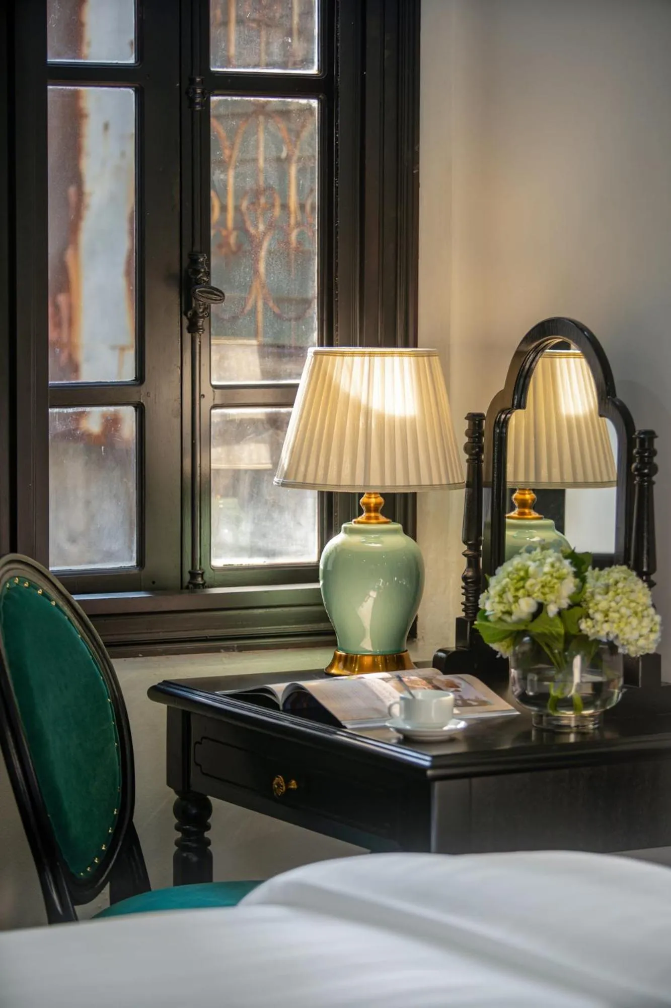 Bed in Hanoi Jasmine Premium Hotel & Travel