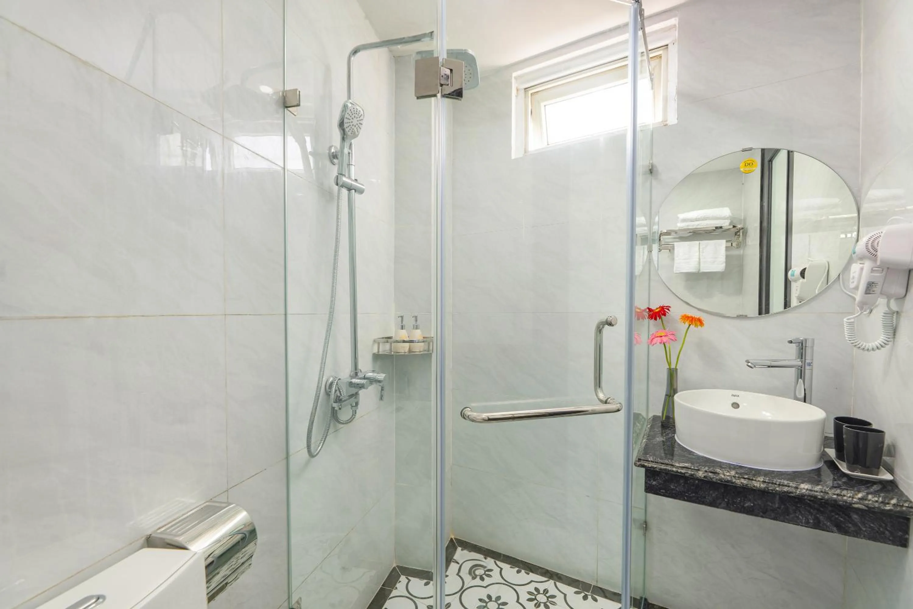 Bathroom in Hanoi Jasmine Premium Hotel & Travel