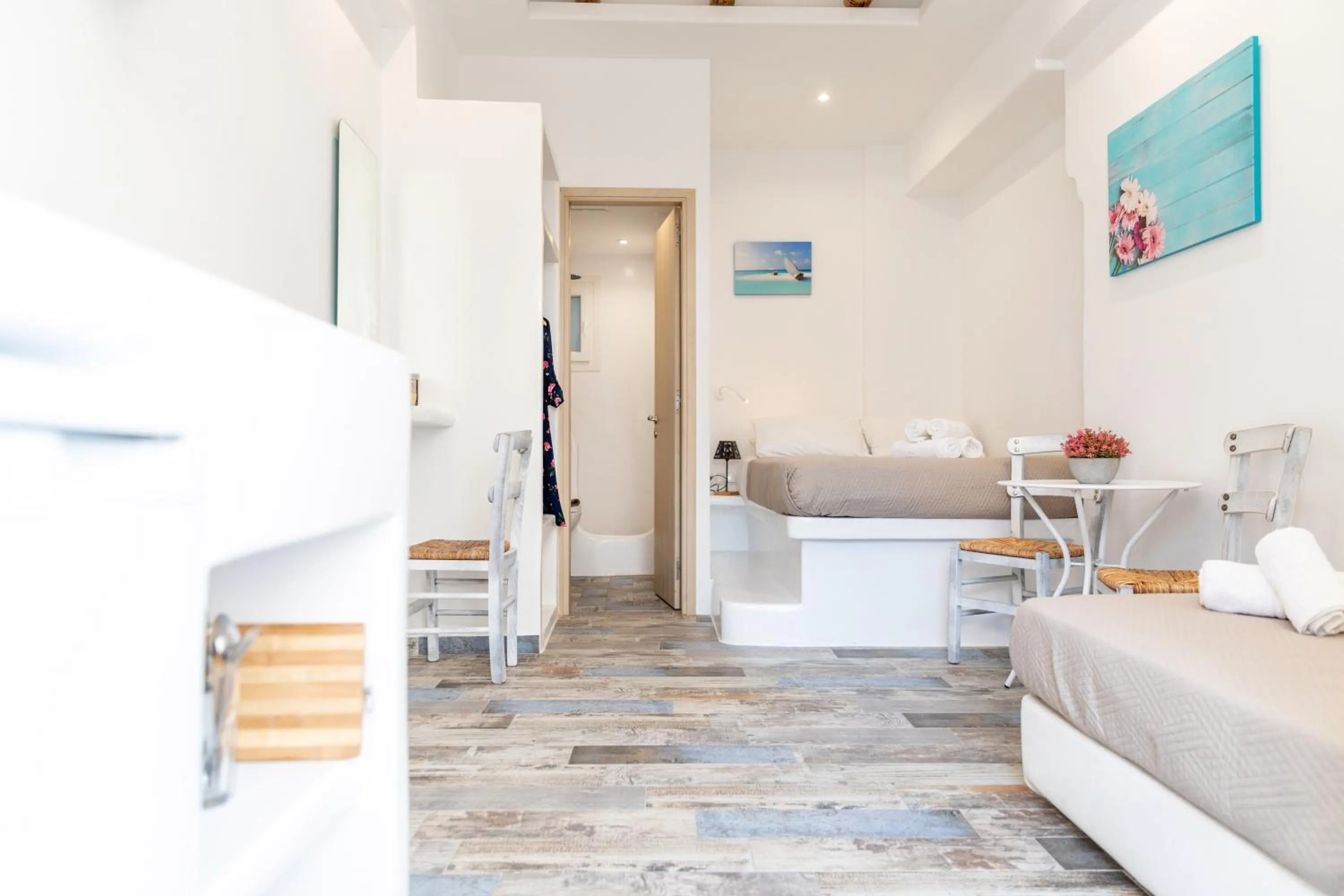 Photo of the whole room in Depis luxury suites