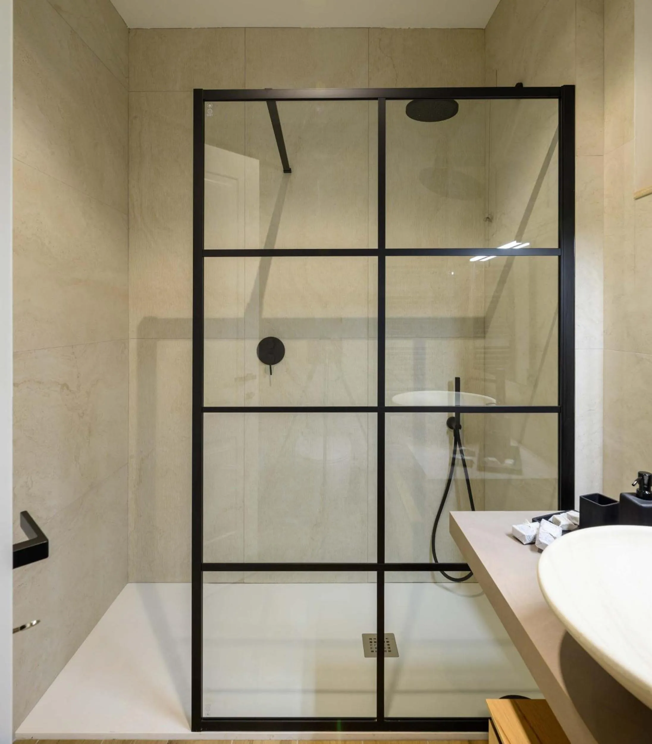 Shower in B&B Dimora Morelli